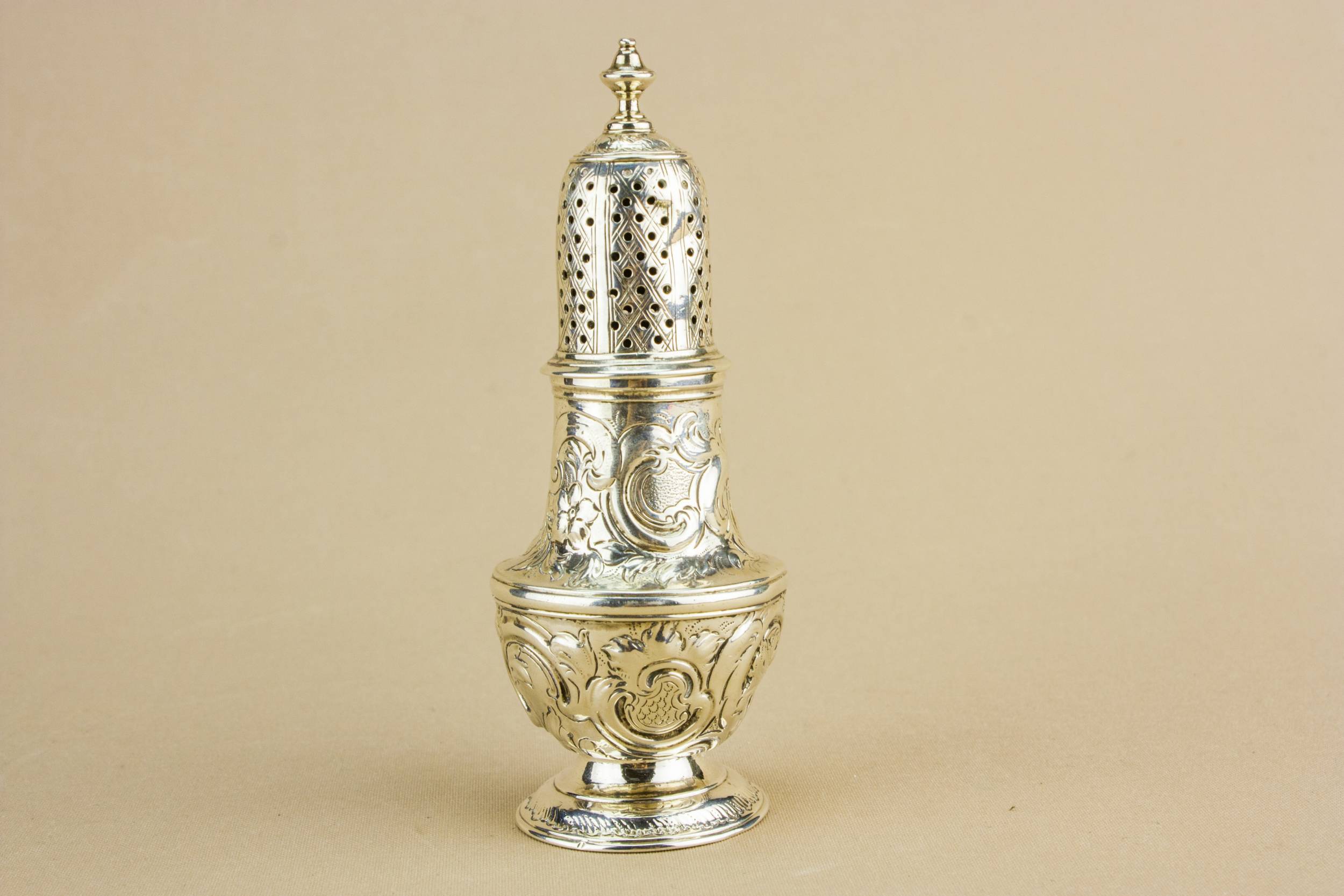 Antique Classical Medium — Silver sugar caster 1