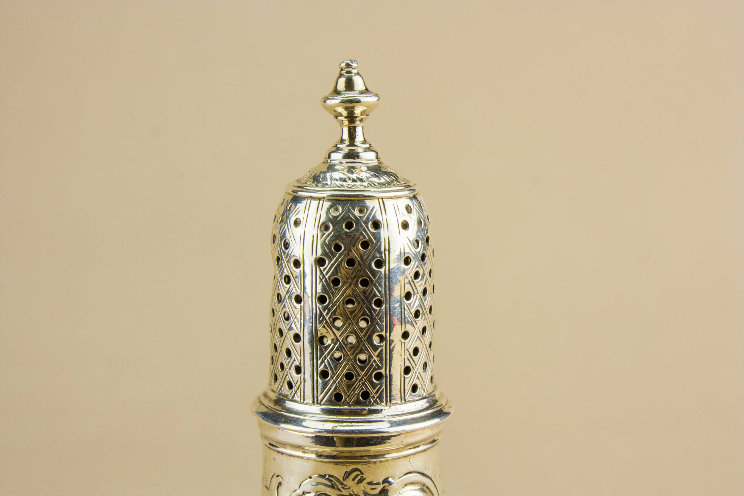 Antique Classical Medium — Silver sugar caster 3