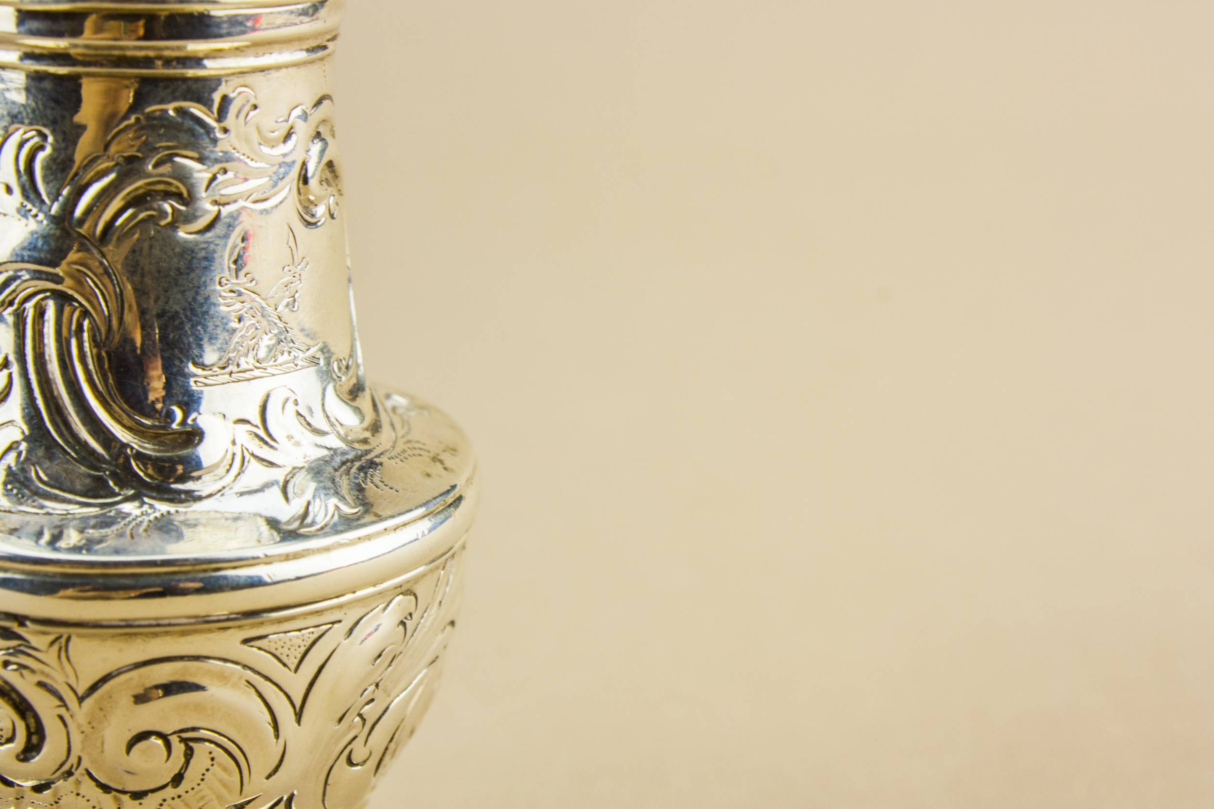 Antique Classical Medium — Silver sugar caster 4
