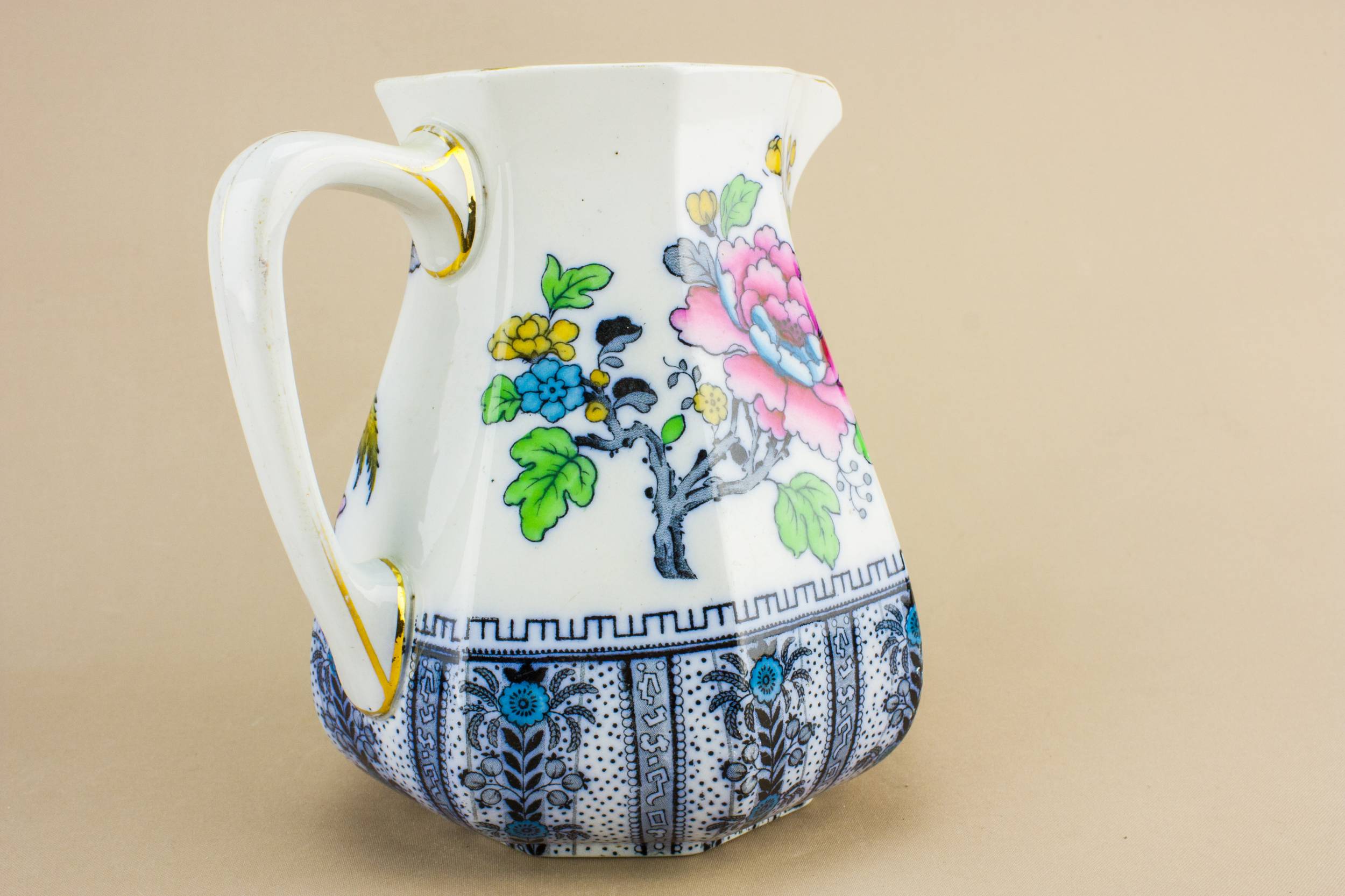 Spectacular Arts Crafts — Arts & Crafts pottery jug 1