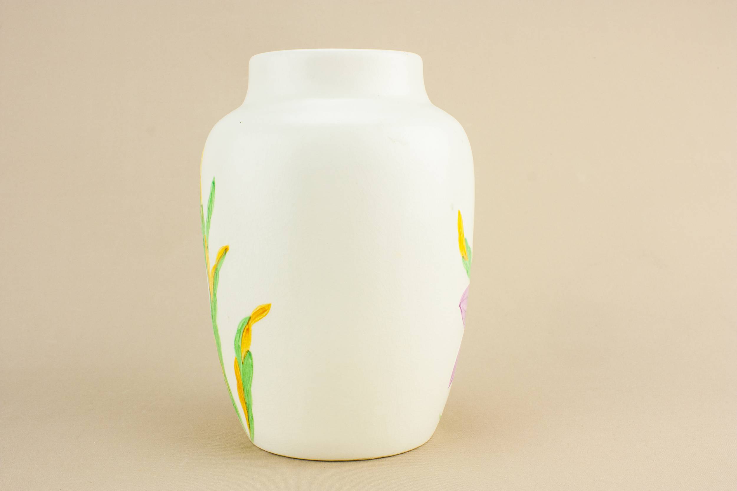 Mid-Century Modern Charming — Medium floral vase 2