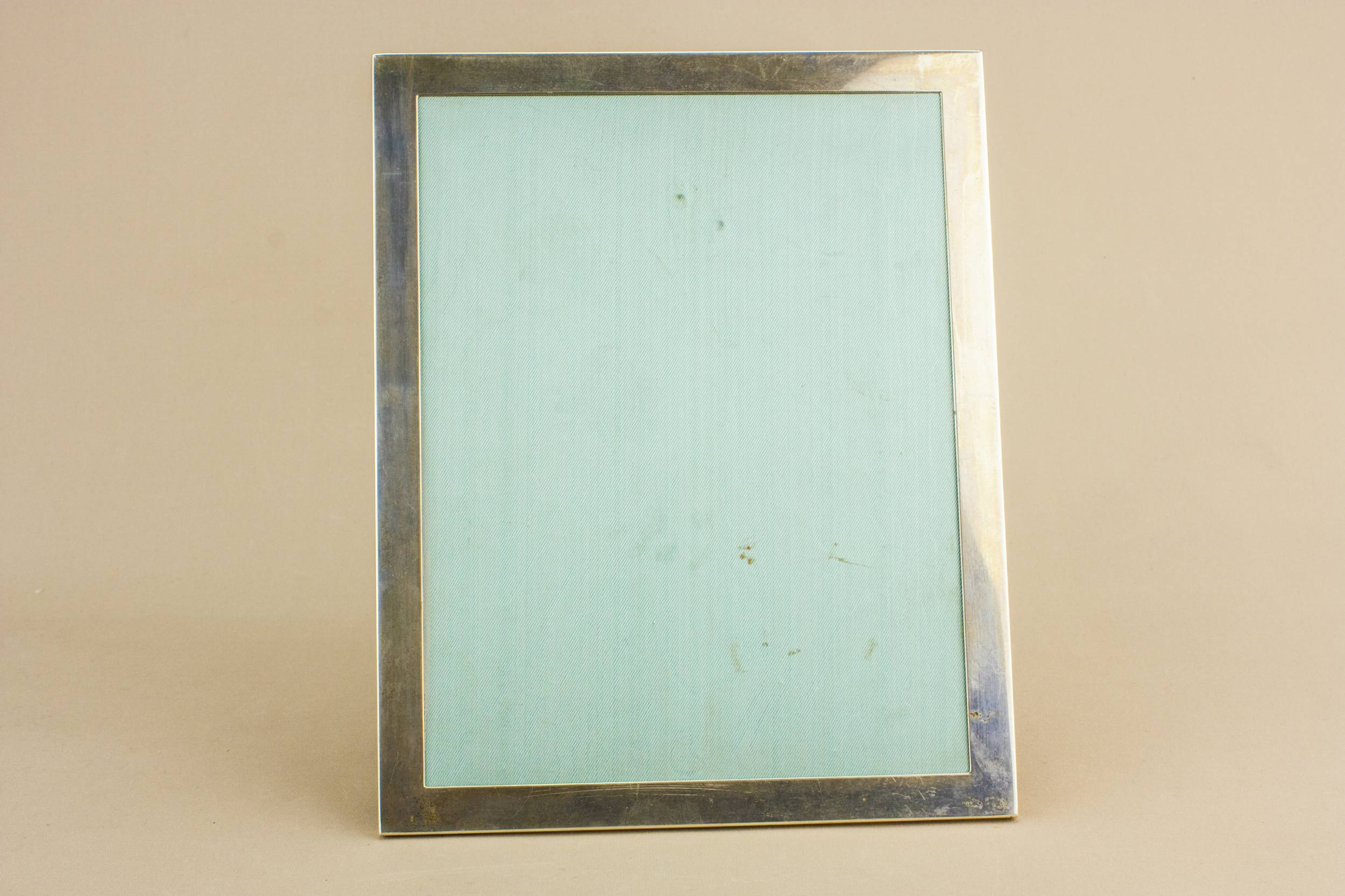 Elegant Vintage Tiffany — Tiffany silver frame 1