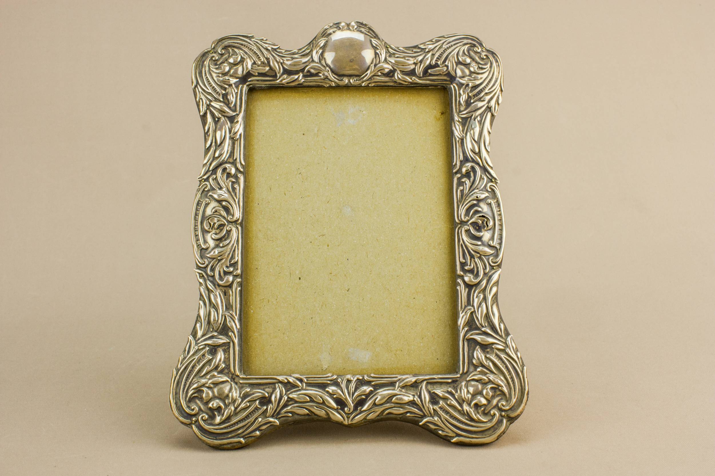 Antique Art Nouveau — Art Nouveau silver frame 1