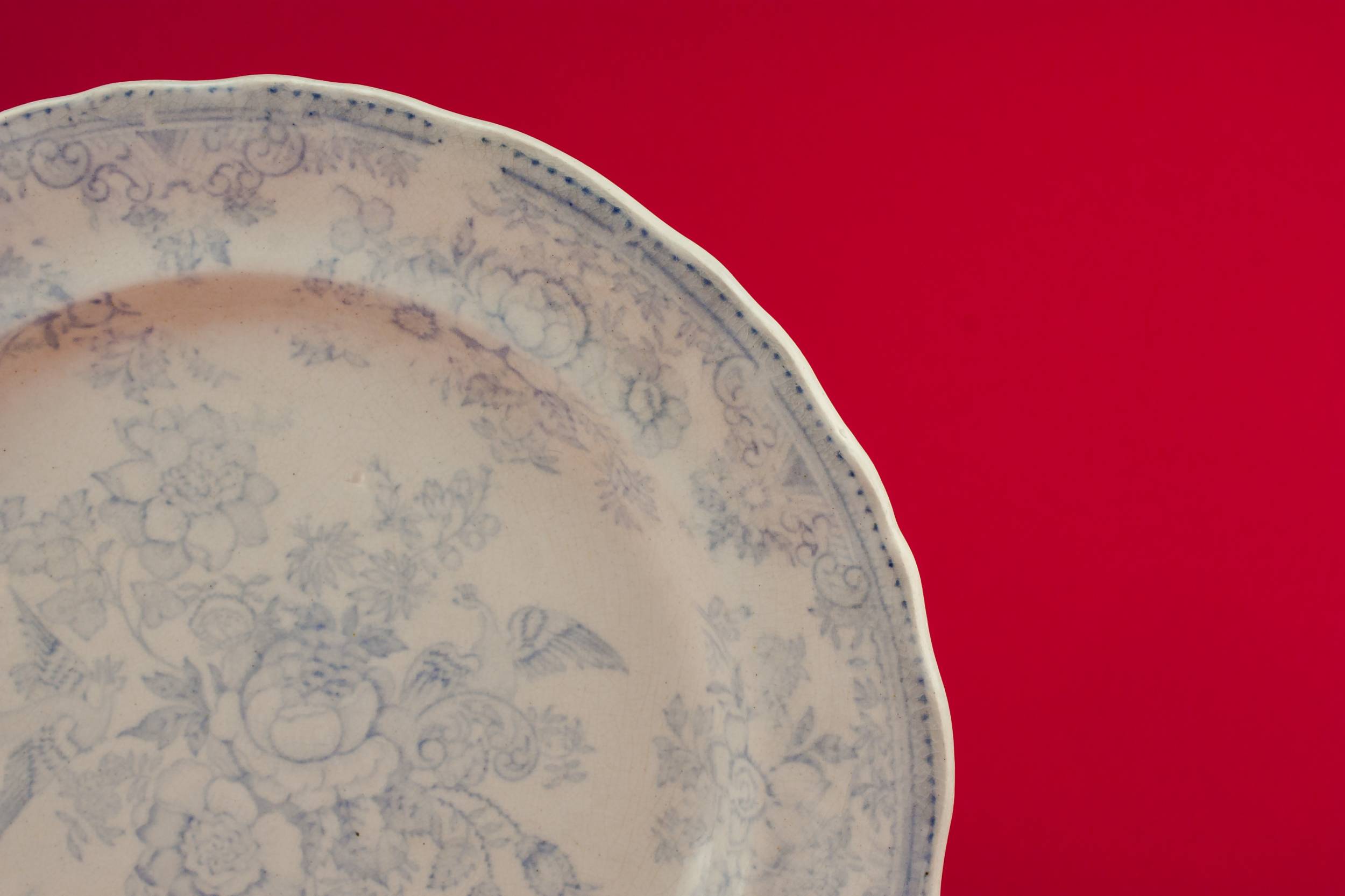 Antique Luxurious Asiatic — Blue and white cake plate 1