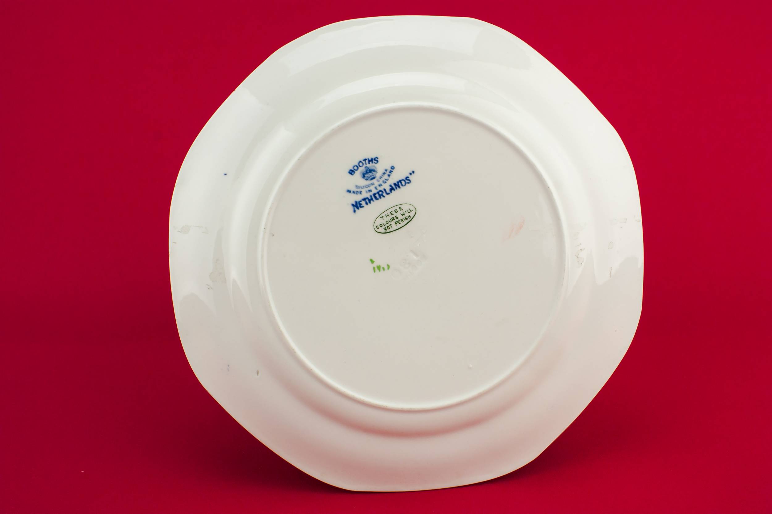 Classical Antique Booths — Blue and white serving bowl 2