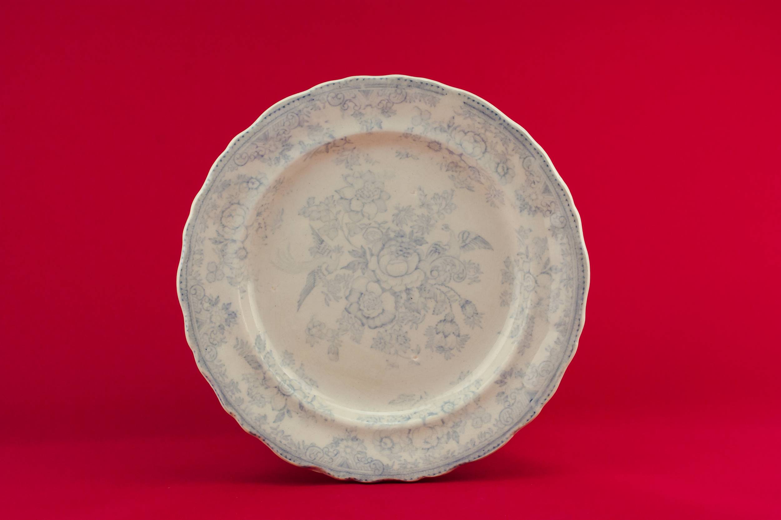 Antique Luxurious Asiatic — Blue and white cake plate
