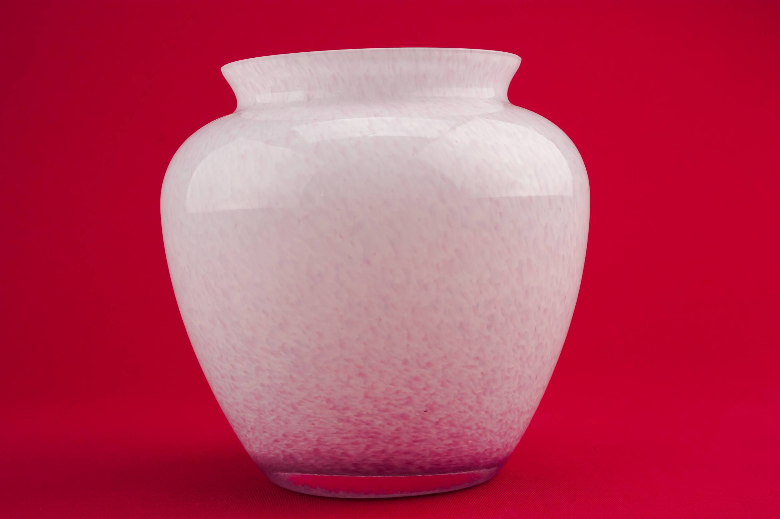 Impressive Vintage Glass — Glass Modernist vase 1