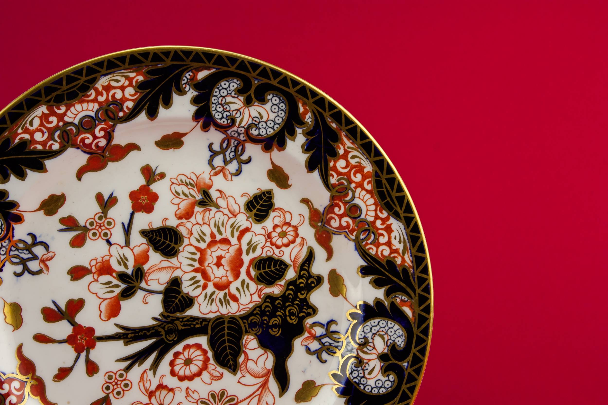 Antique Victorian Floral — Victorian cake plate 1