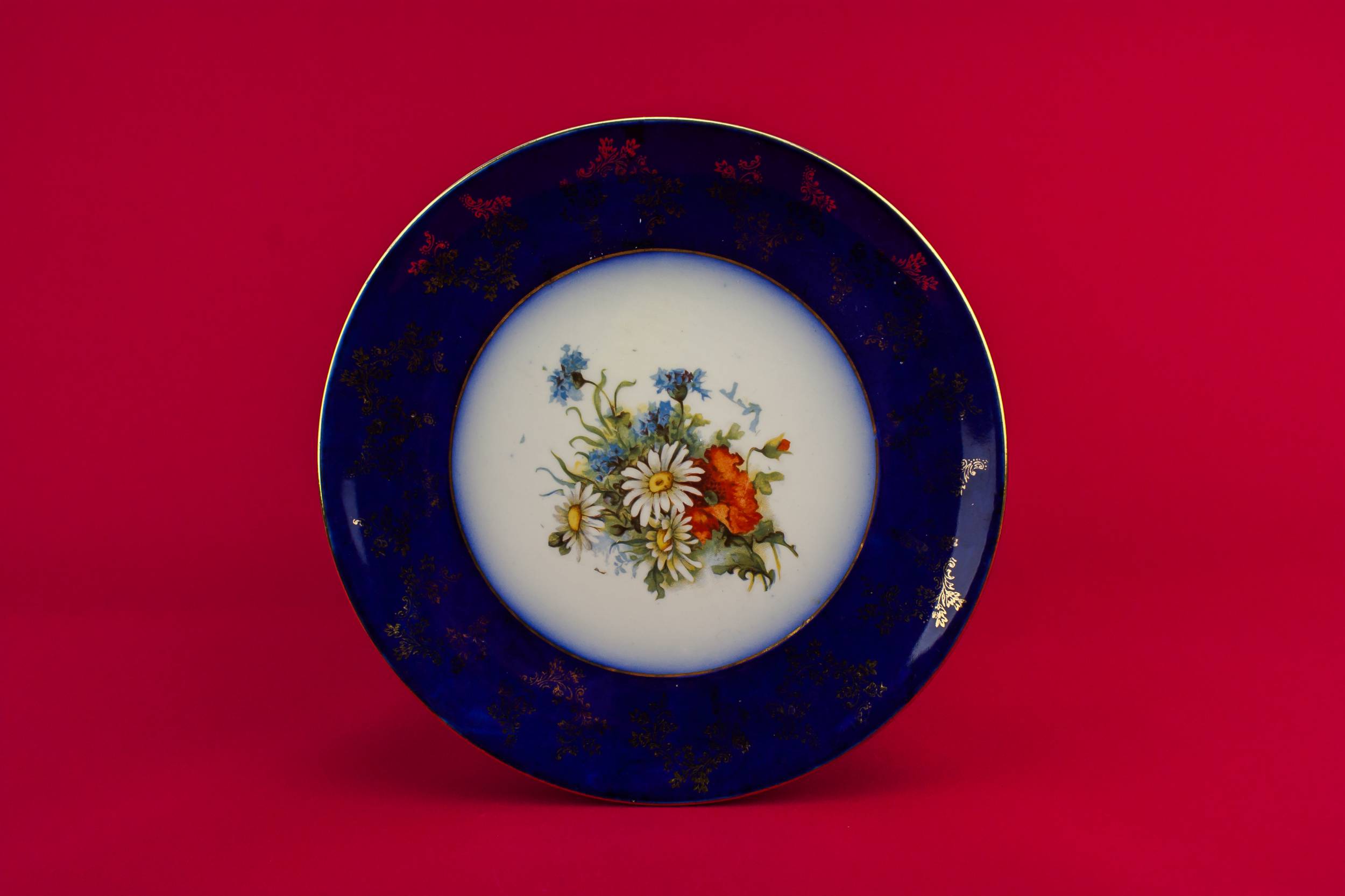 Flow Blue Antique — Blue and white serving dish