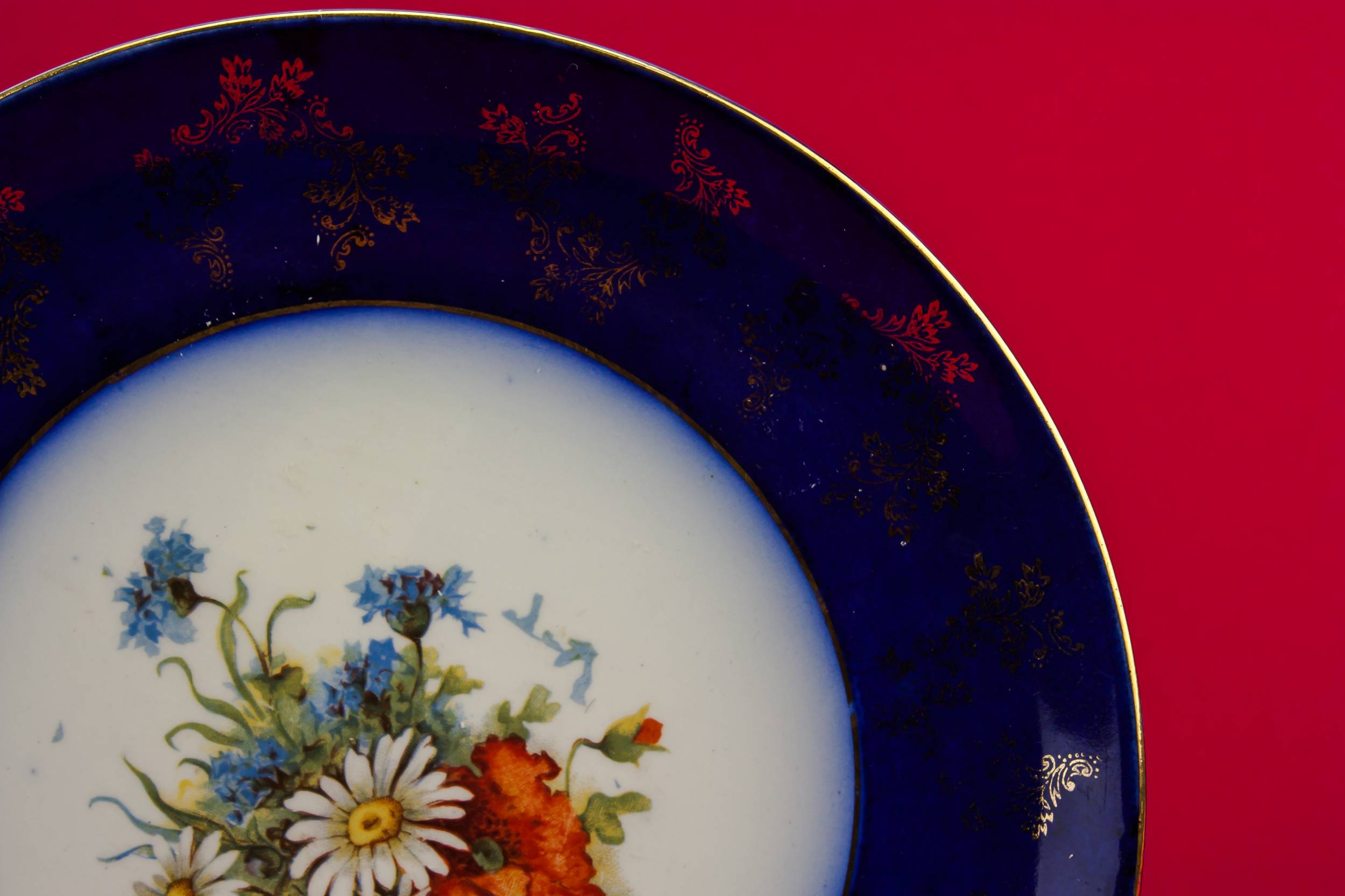 Flow Blue Antique — Blue and white serving dish 1