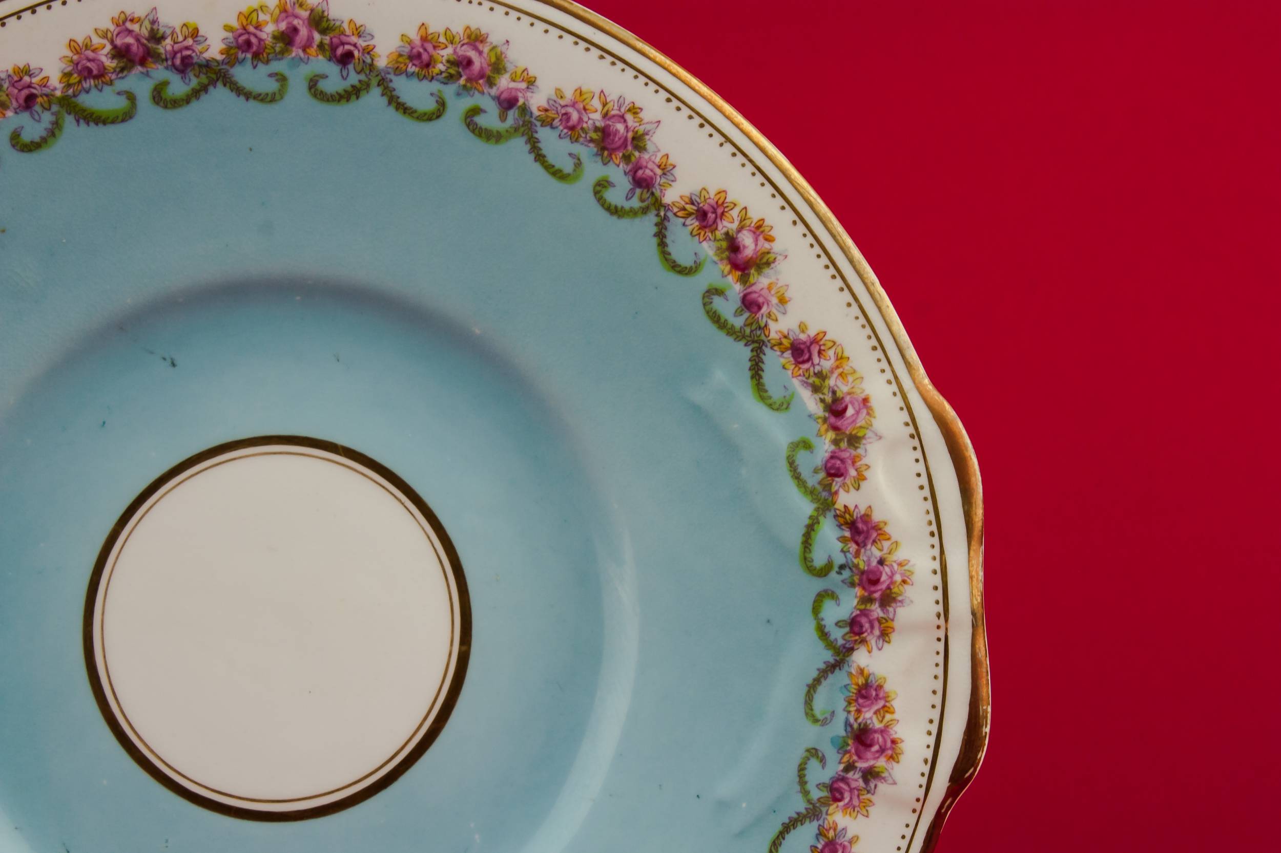 Attractive Neo-Classical Floral — Pottery cake plate 1