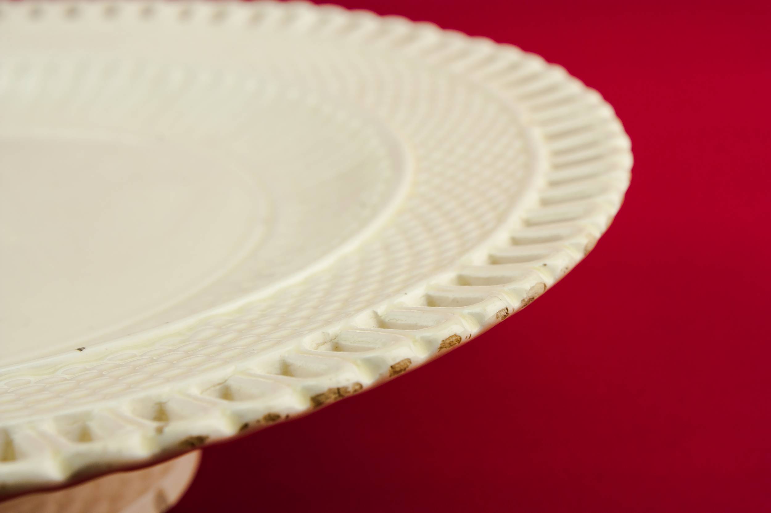 Attractive Vintage CAKE — Pottery Art Deco cake stand 3