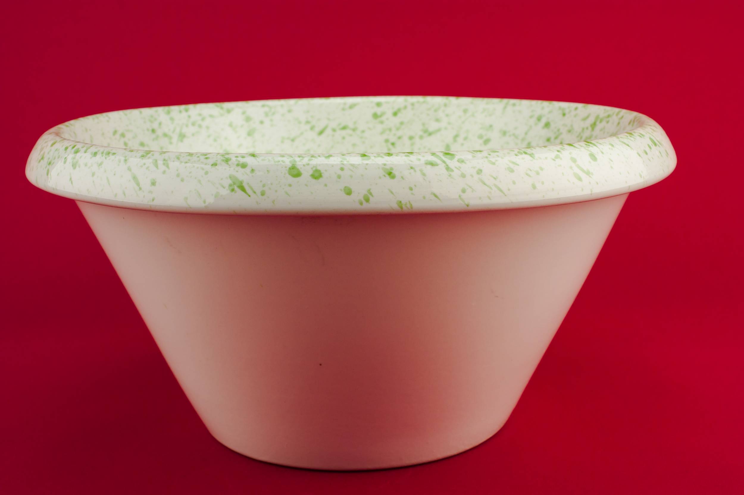 Modernist Pottery Mottled — Modernist pottery serving bowl 1