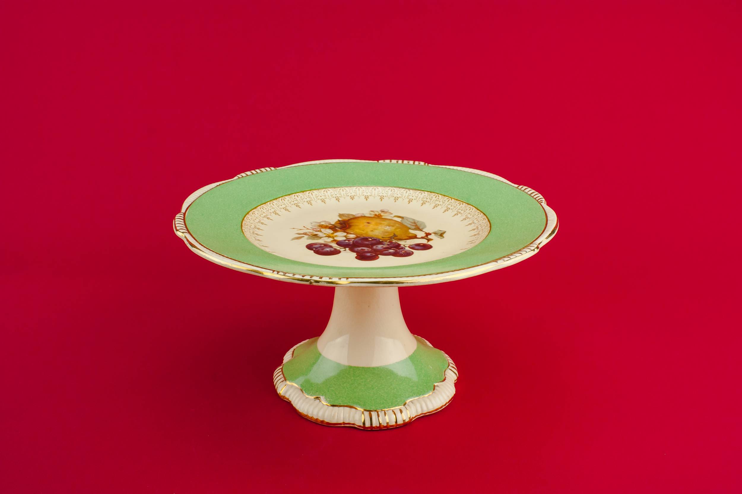 Pottery Attractive CAKE — Edwardian pottery cake stand