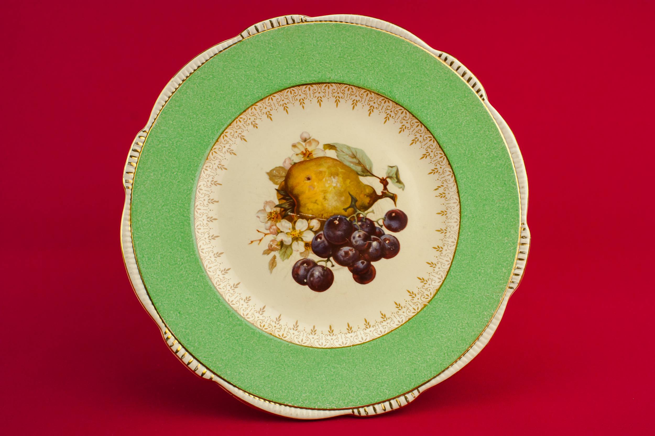 Pottery Attractive CAKE — Edwardian pottery cake stand 1
