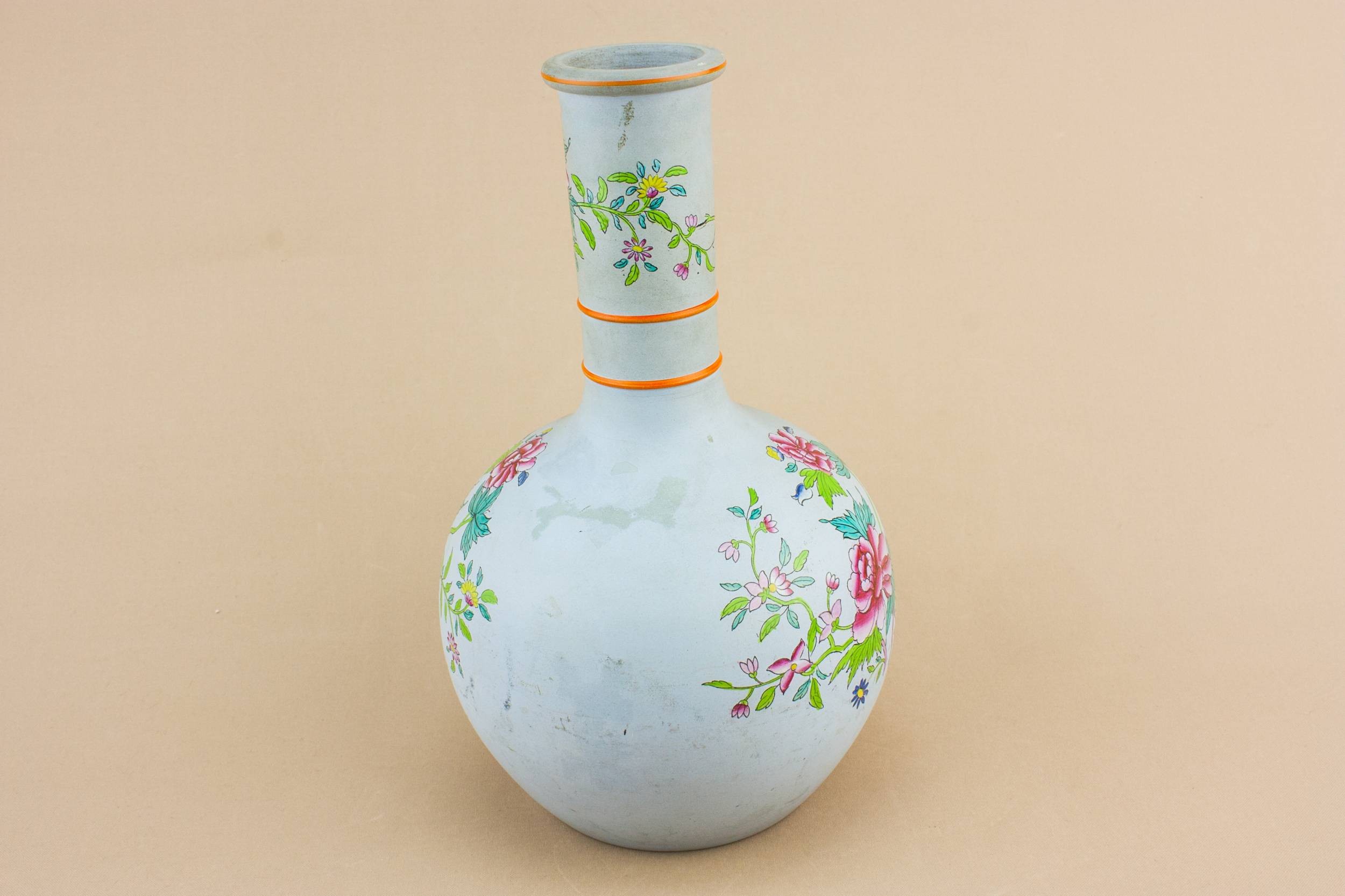 Charming Pottery VASE — Painted floral vase 1