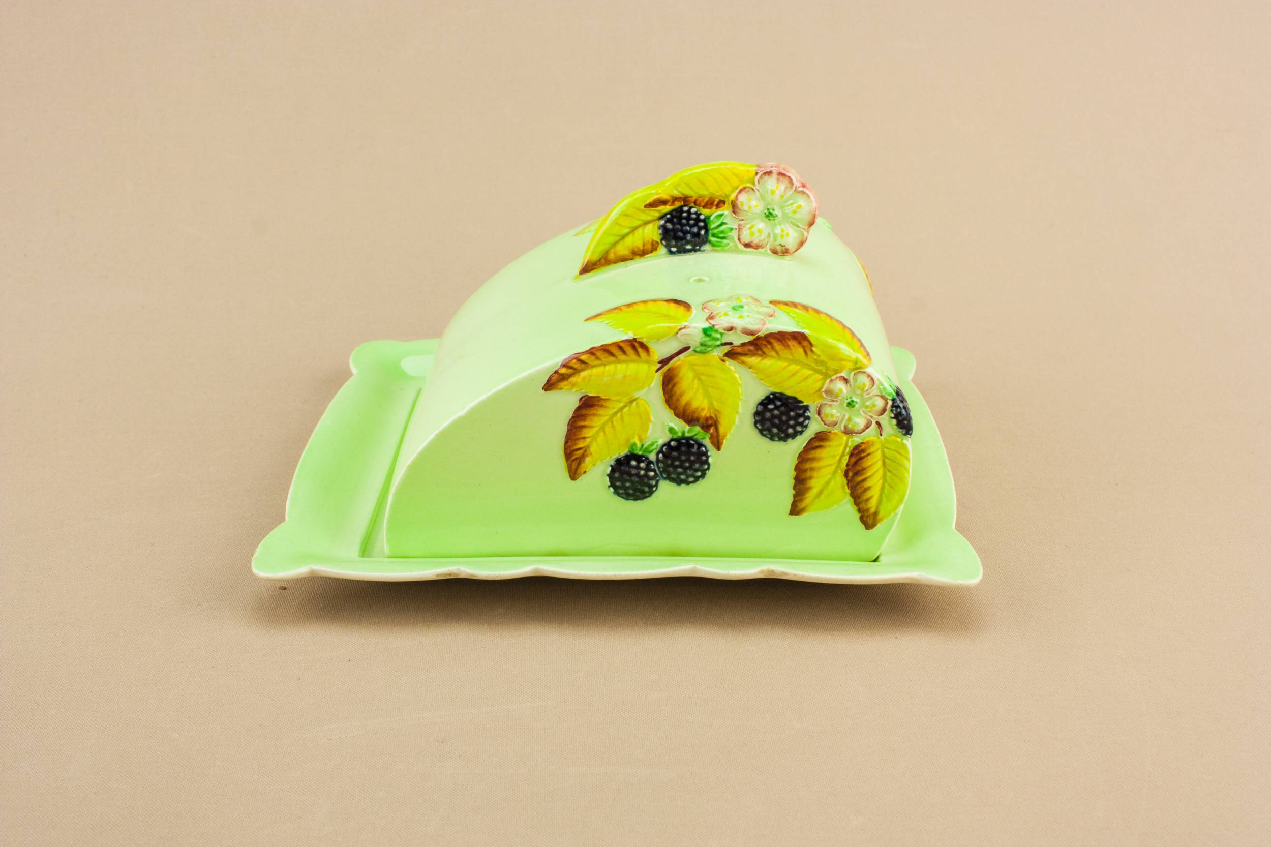 Opulent Vintage Australian — Carlton Ware cheese dish