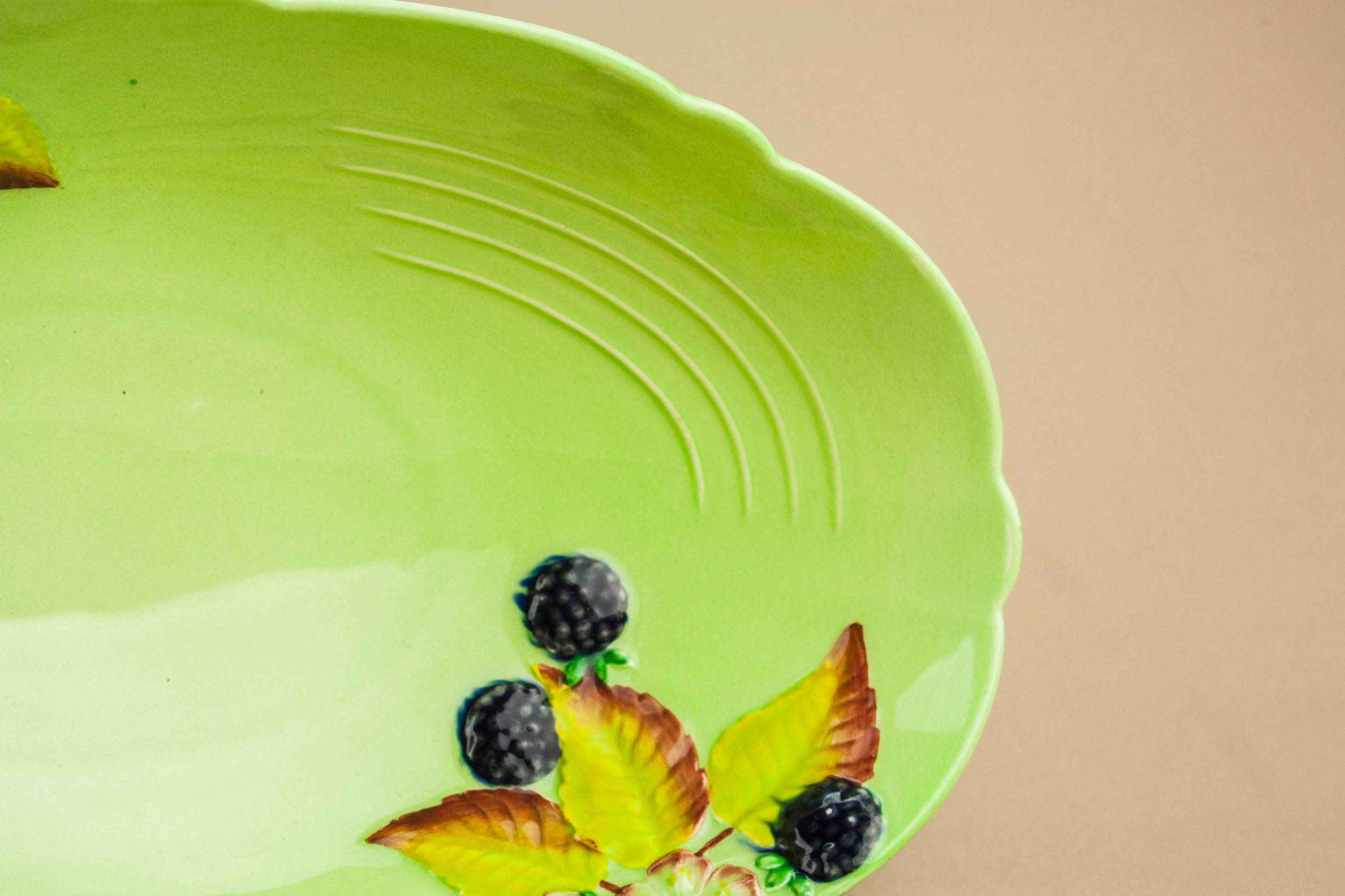 Slick Pottery Carlton — Carlton Ware serving bowl 1