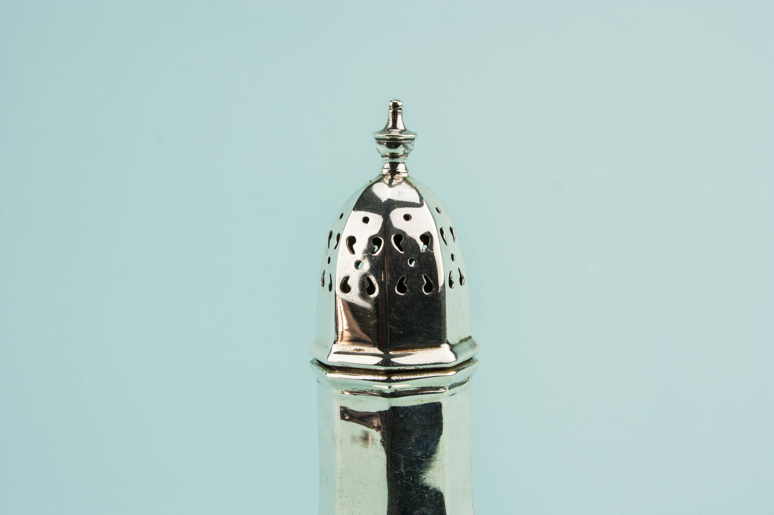 Sterling Silver Walker — Medium sugar caster 2