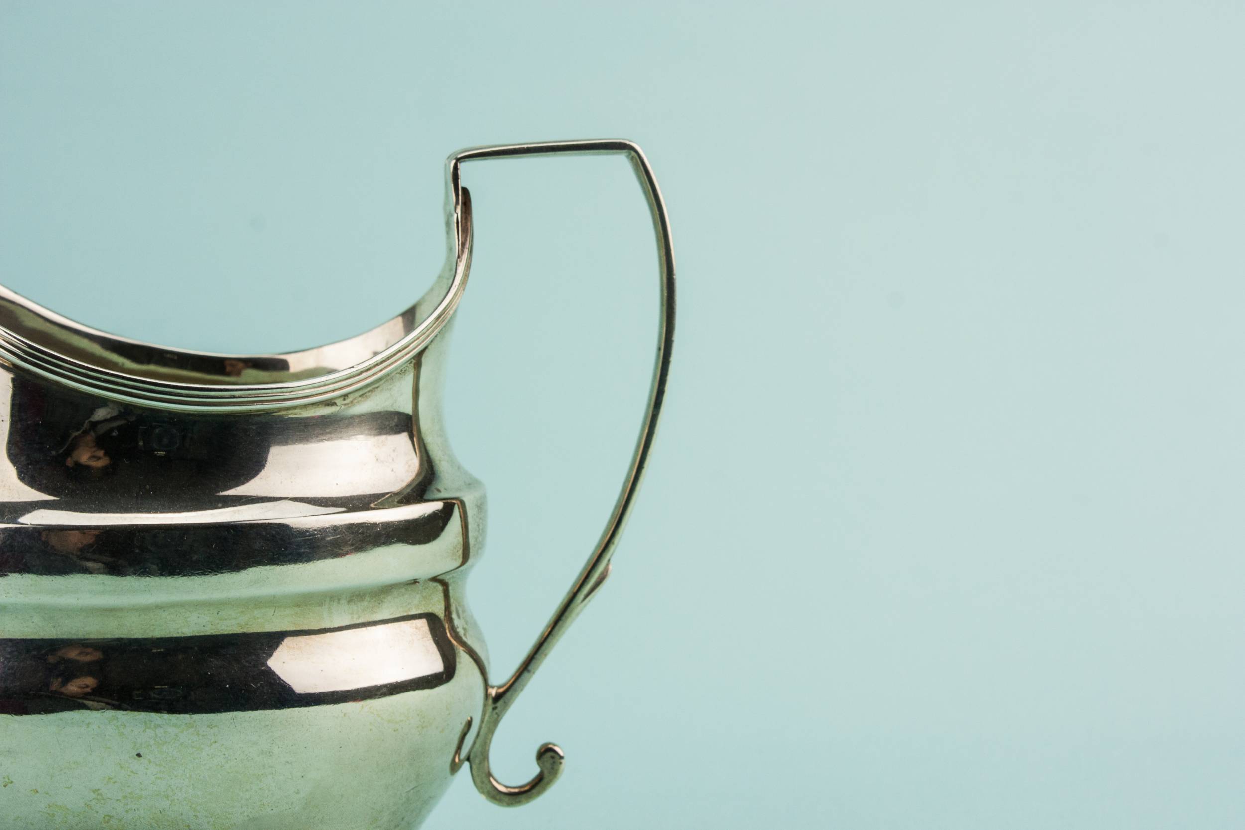Georgian 1803 Charming — Sterling silver creamer 2