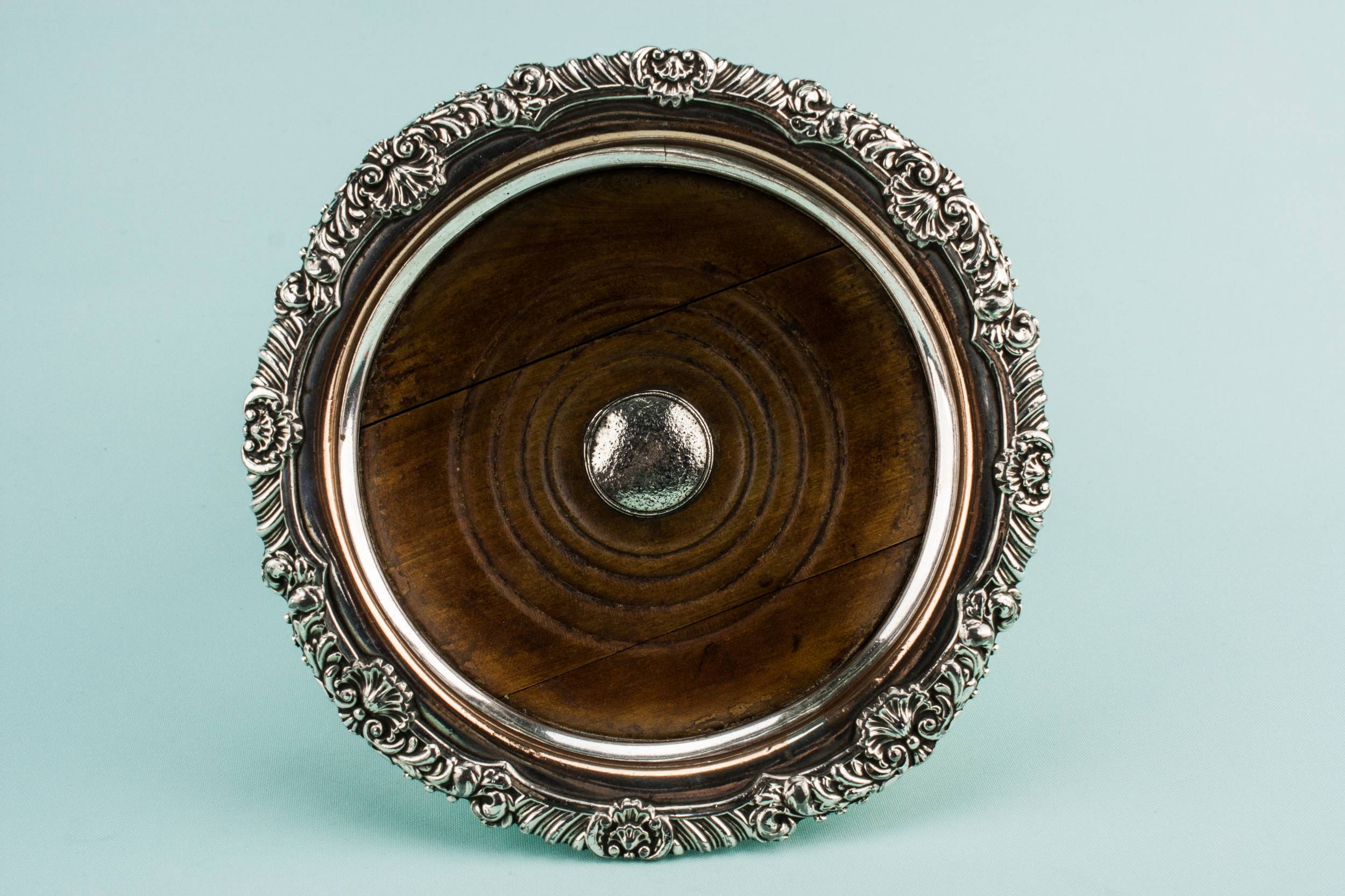 Antique Classical Silver — Large Victorian coaster 1
