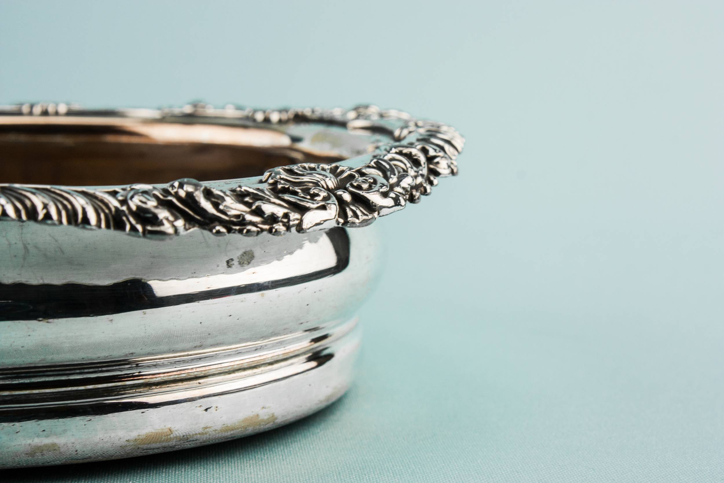 Antique Classical Silver — Large Victorian coaster 3