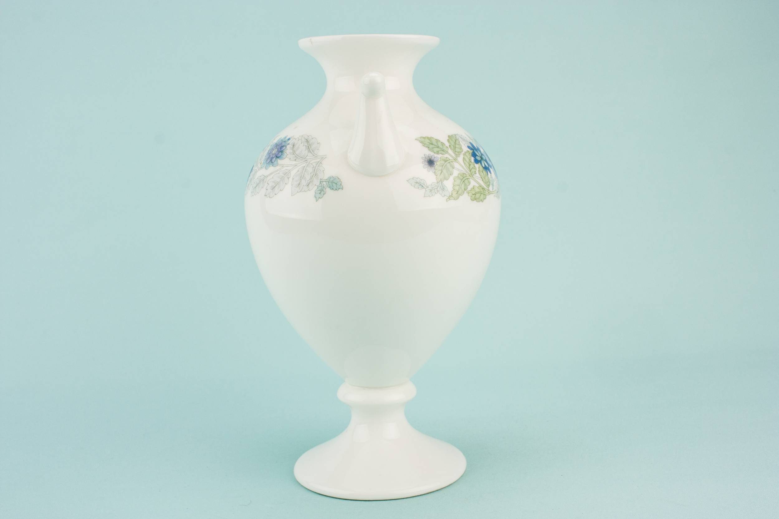 Elegant Vintage VASE — Medium amphora vase 2