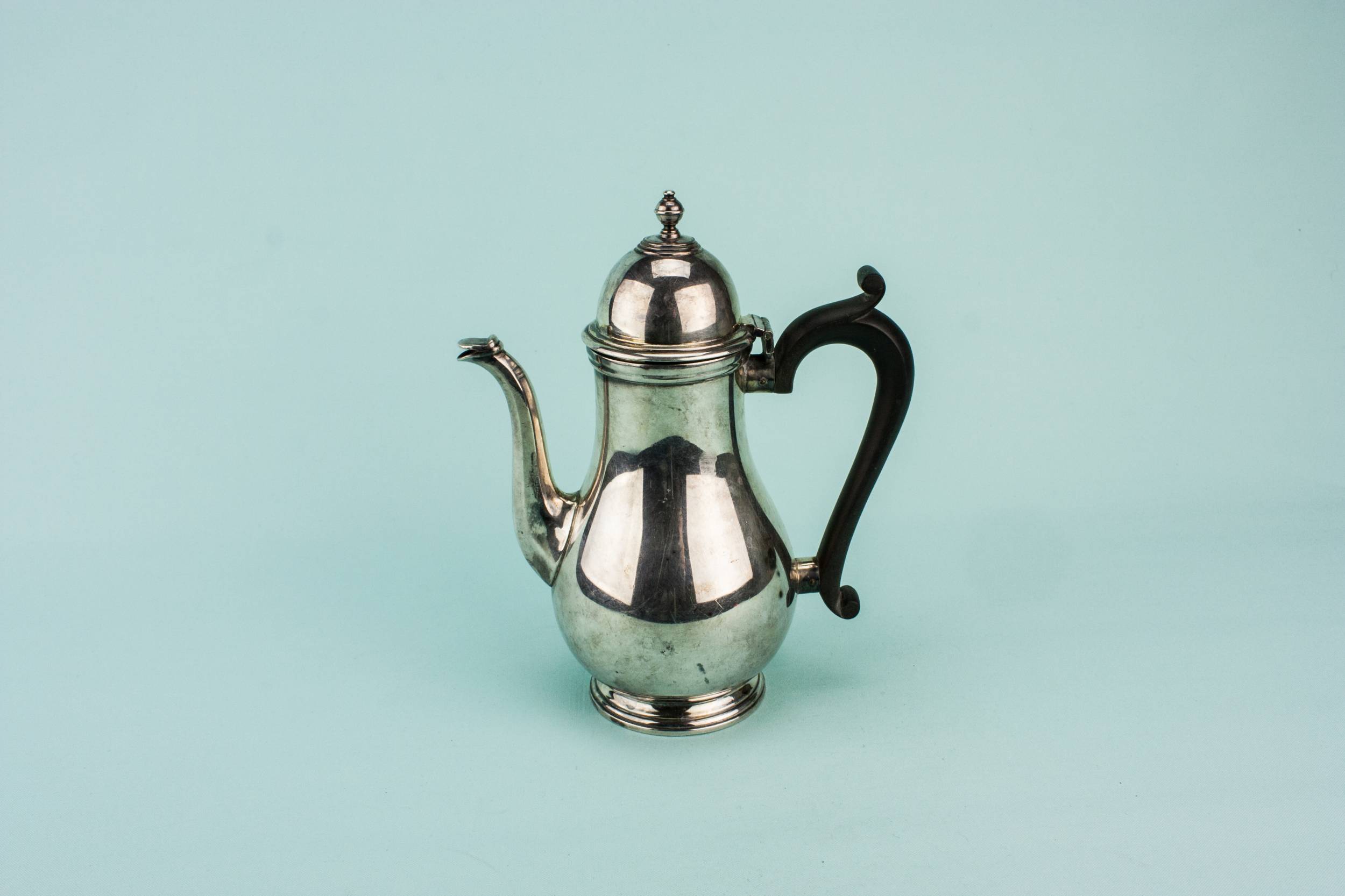 Antique Slick Silver — Victorian coffee pot 1L