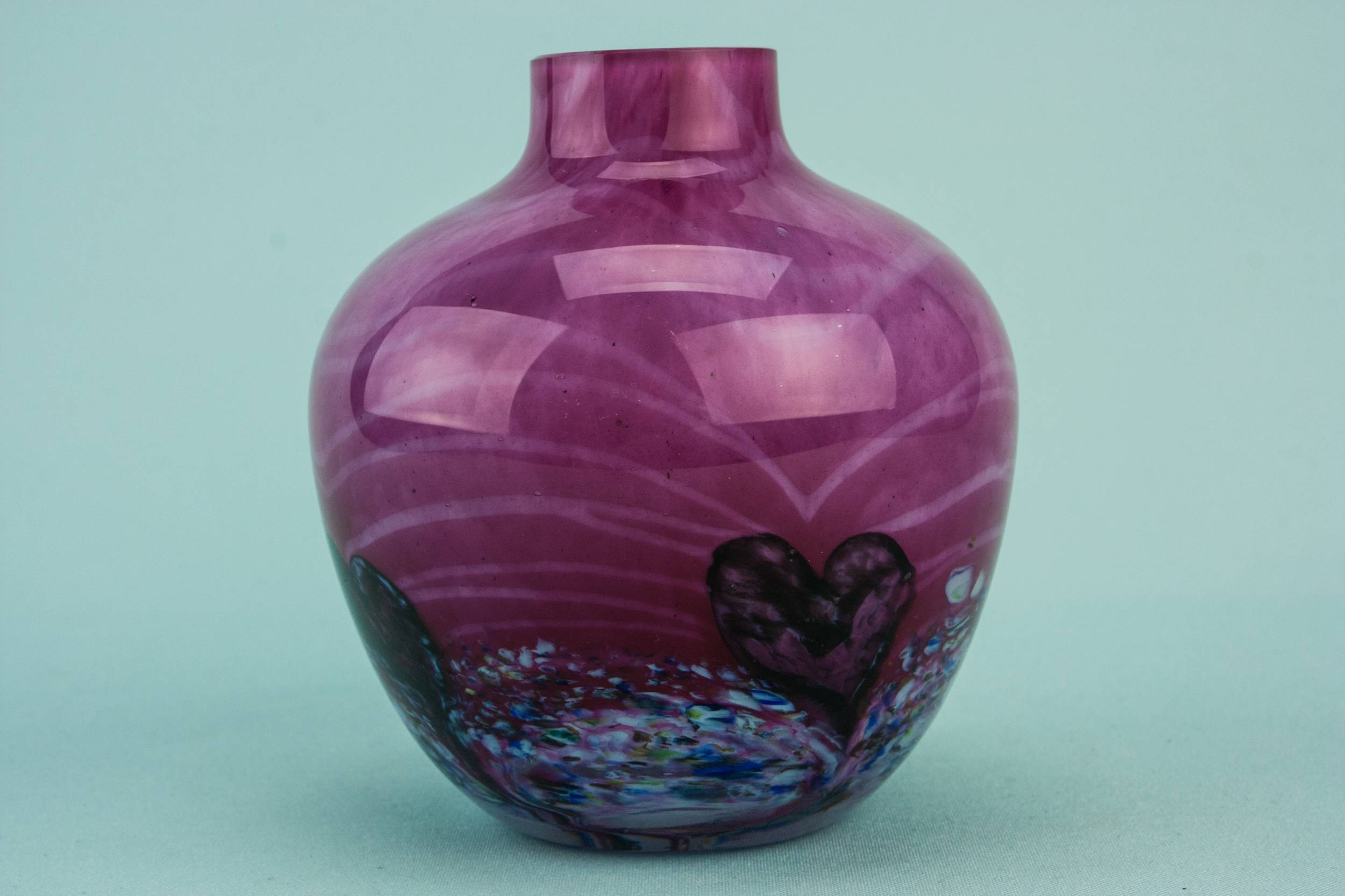 Elegant Modernist Glass — Caithness glass vase 1