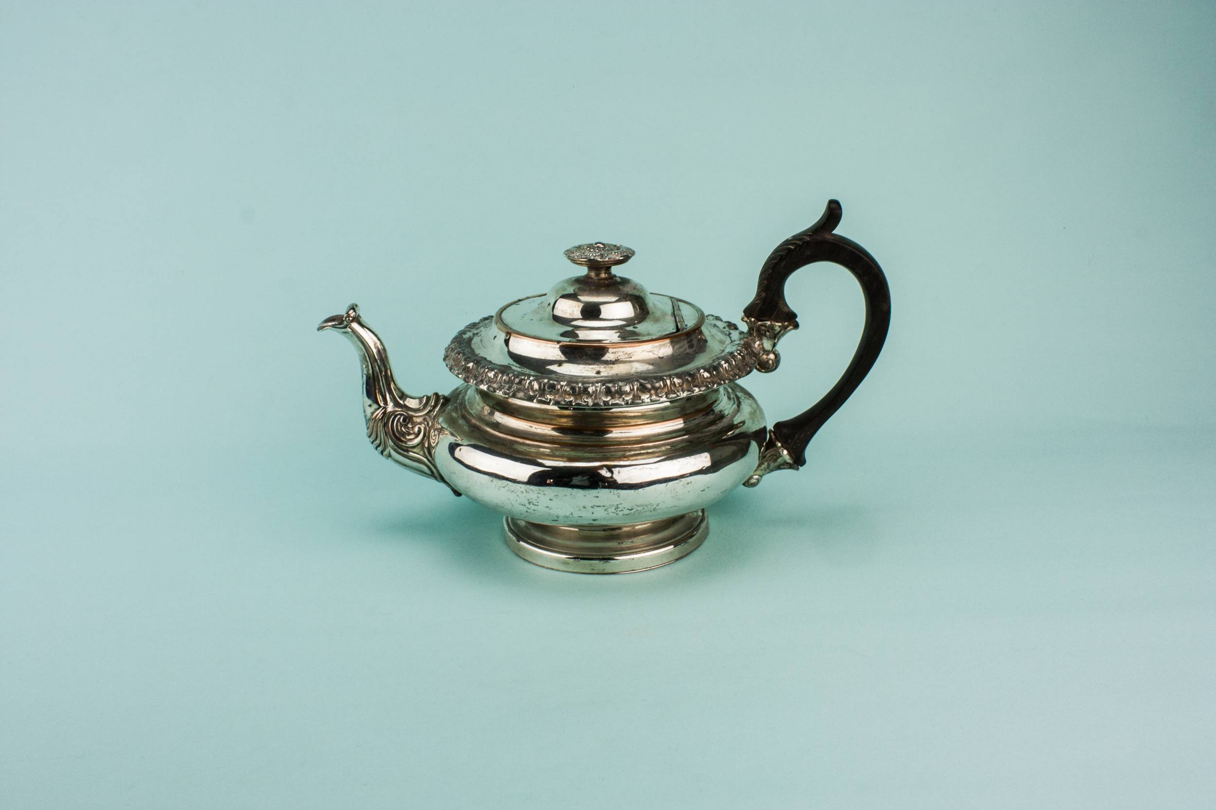 Antique Rustic Compressed — Victorian teapot 0.65L