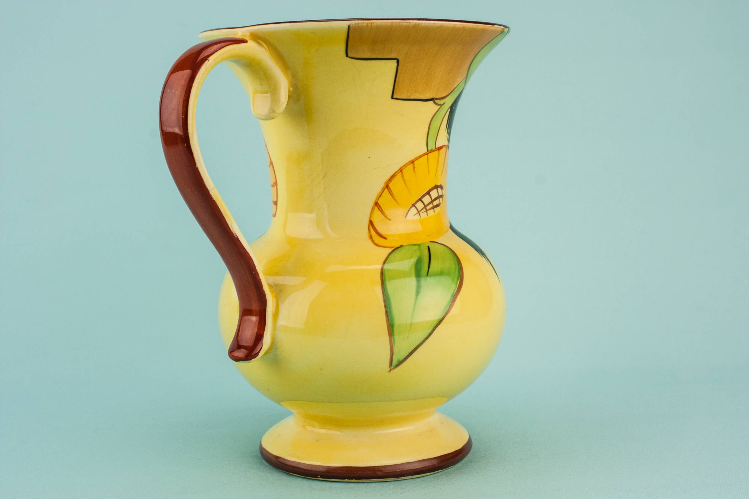 Medium Art Deco — Fieldings water jug 1