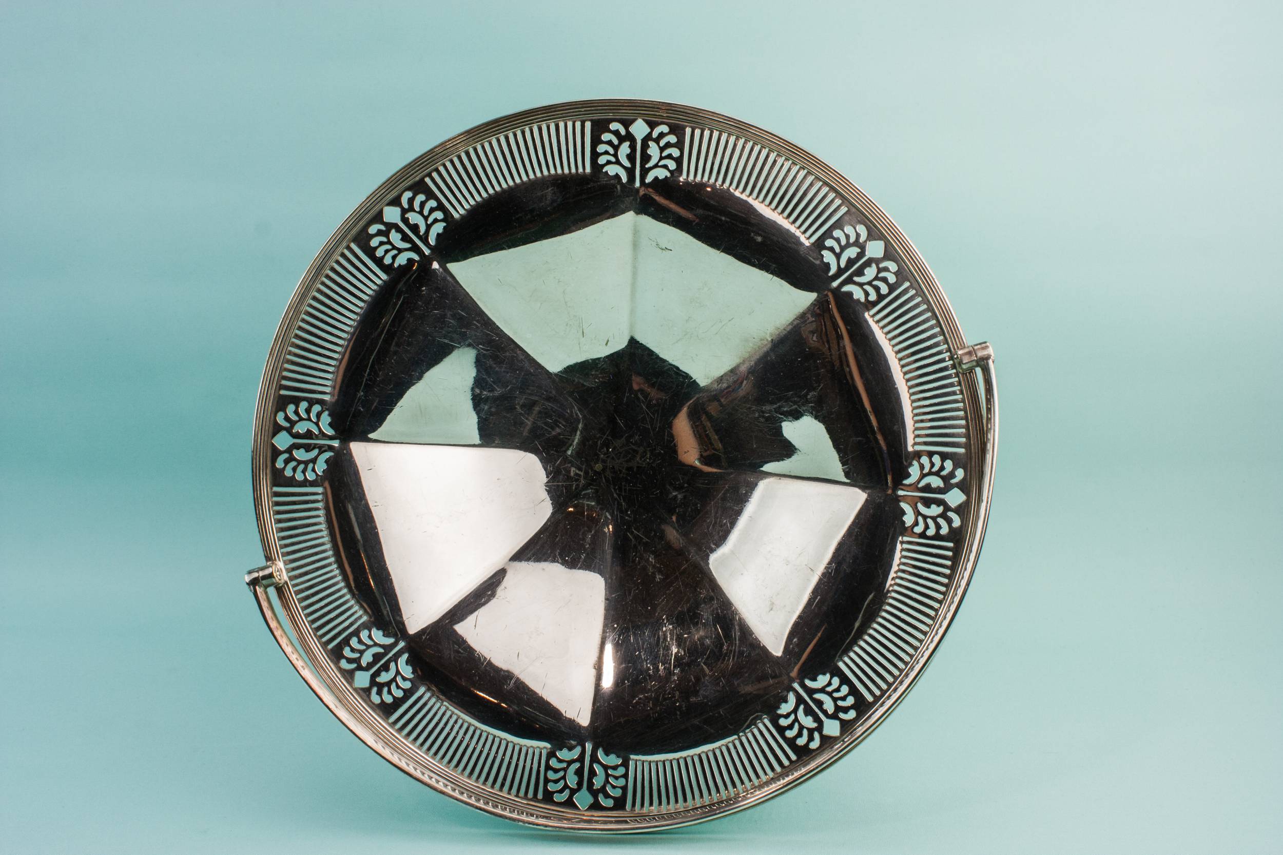 Spectacular Neo-Classical Pierced — Mappin and Webb serving bowl 1