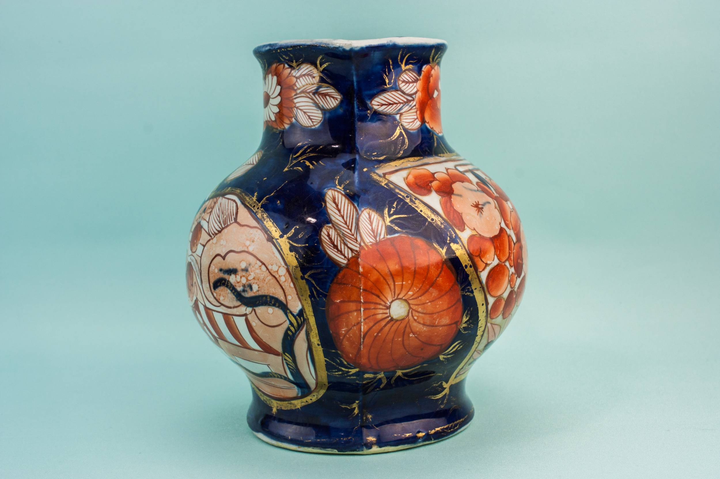 High Victorian Antique — Imari style water jug 2