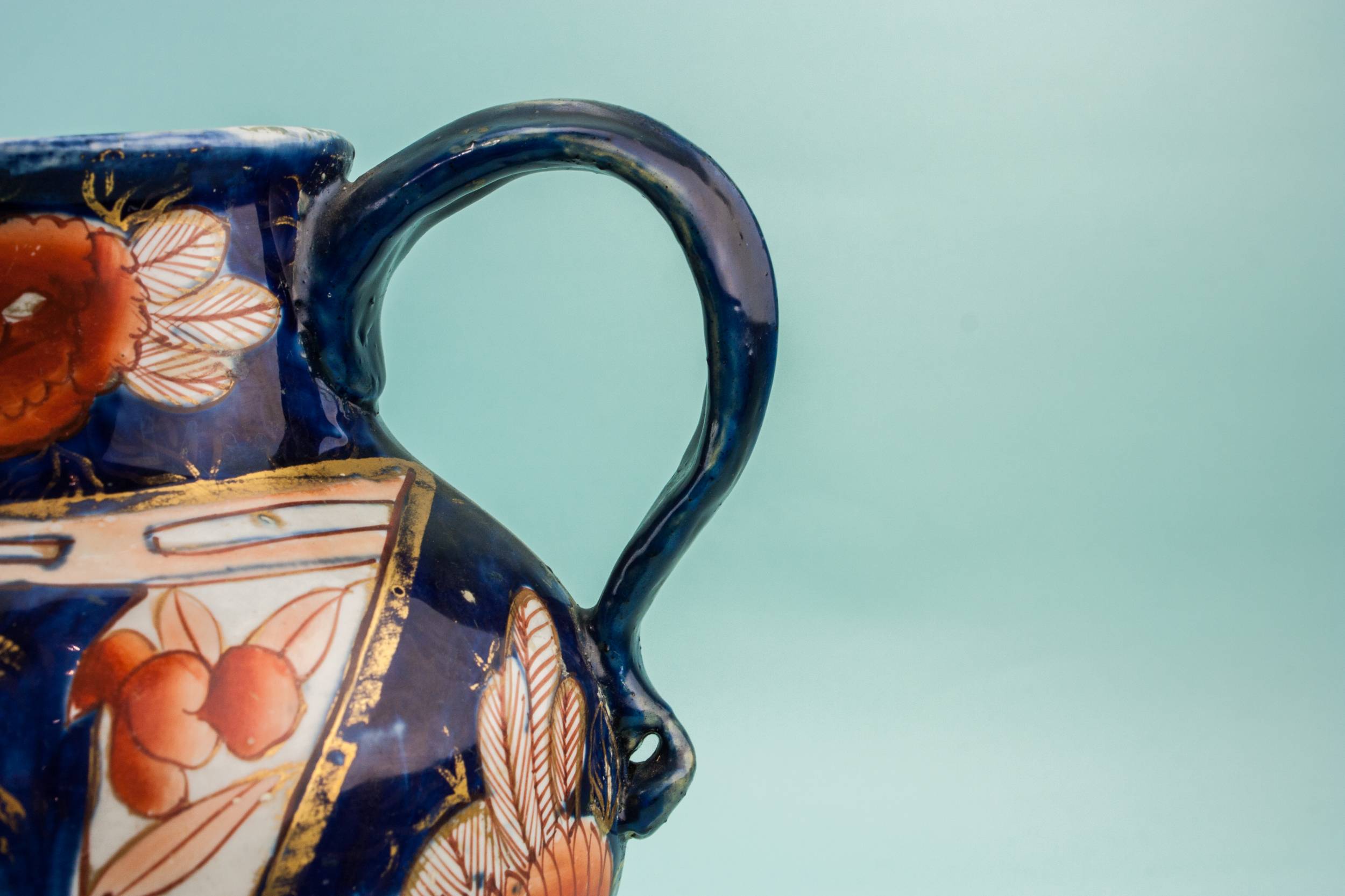 High Victorian Antique — Imari style water jug 3
