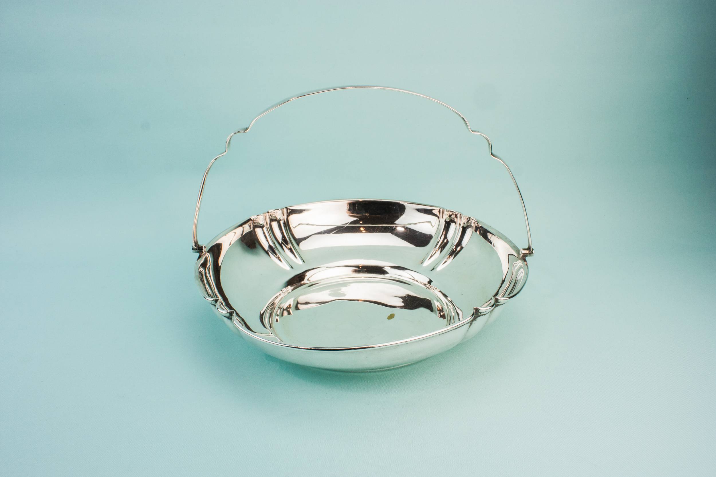 Classical Vintage Silver — Art Deco serving bowl