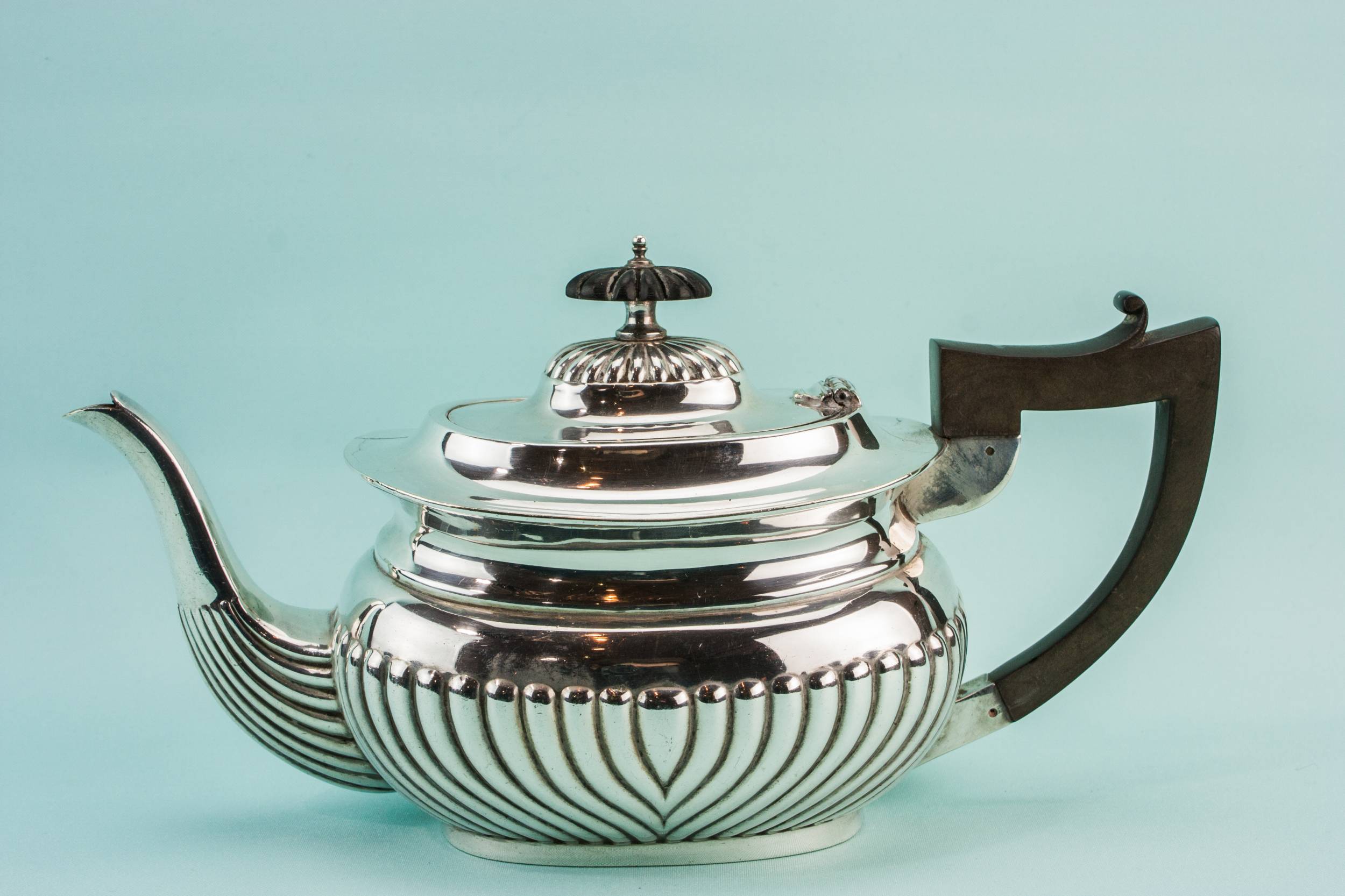 Trio Vintage Art — Silver plated tea set 3