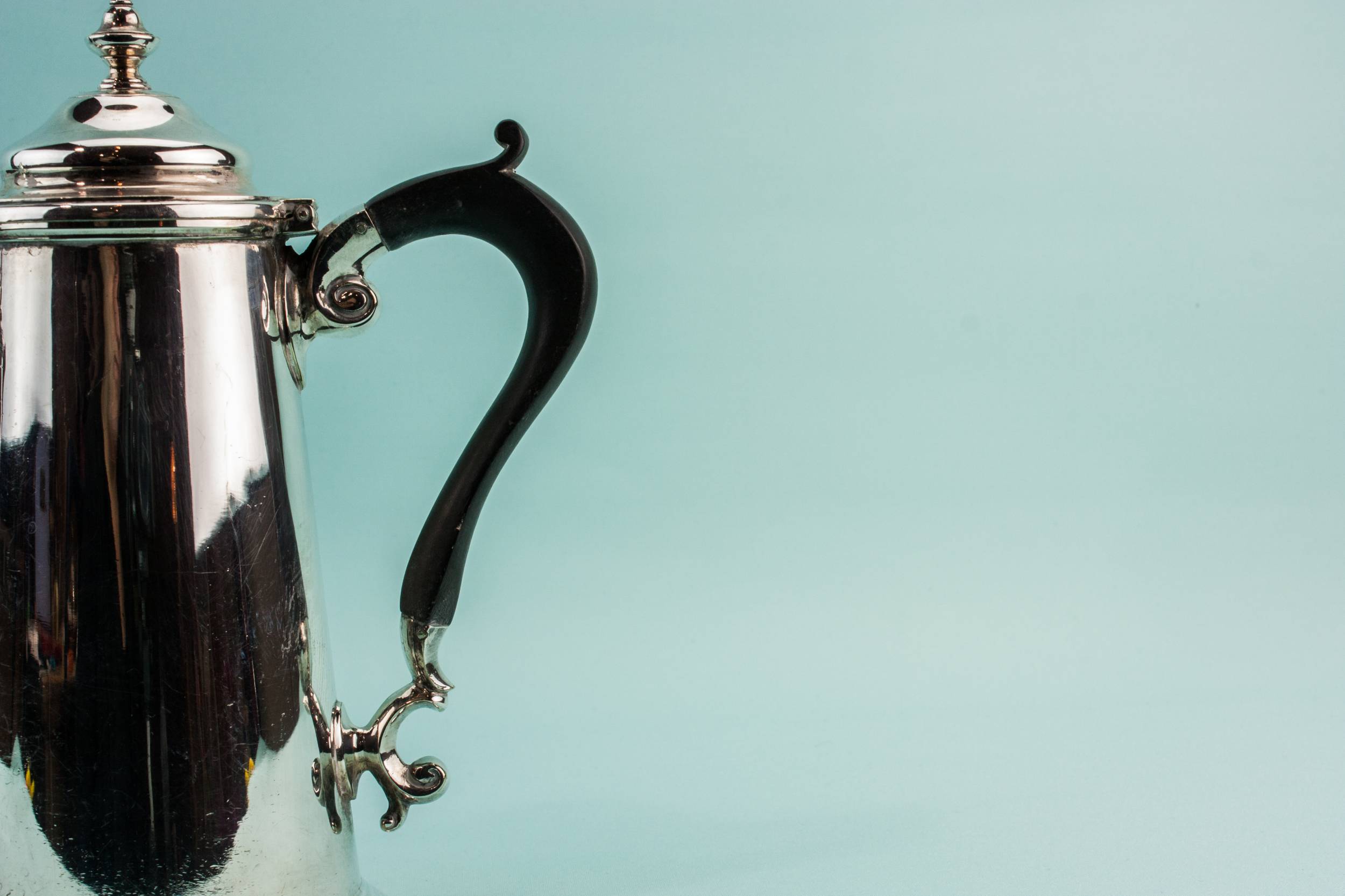 Antique Slick Harrison — 2 Edwardian coffee pots 4