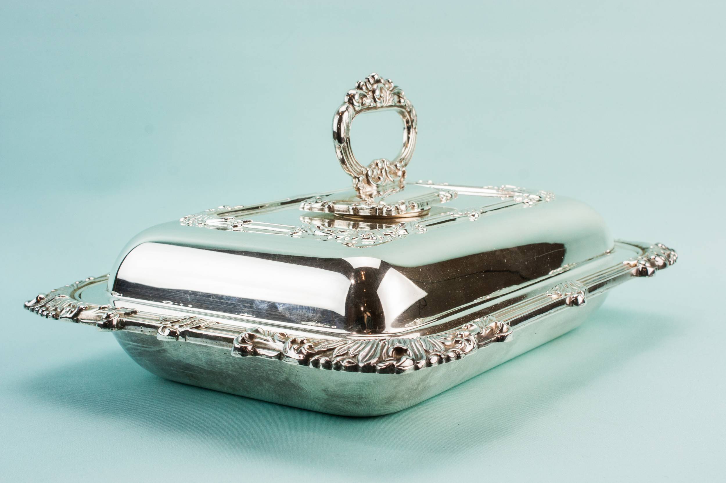 Neo-Classical Elegant Floral — Hot serving bowl and lid 2