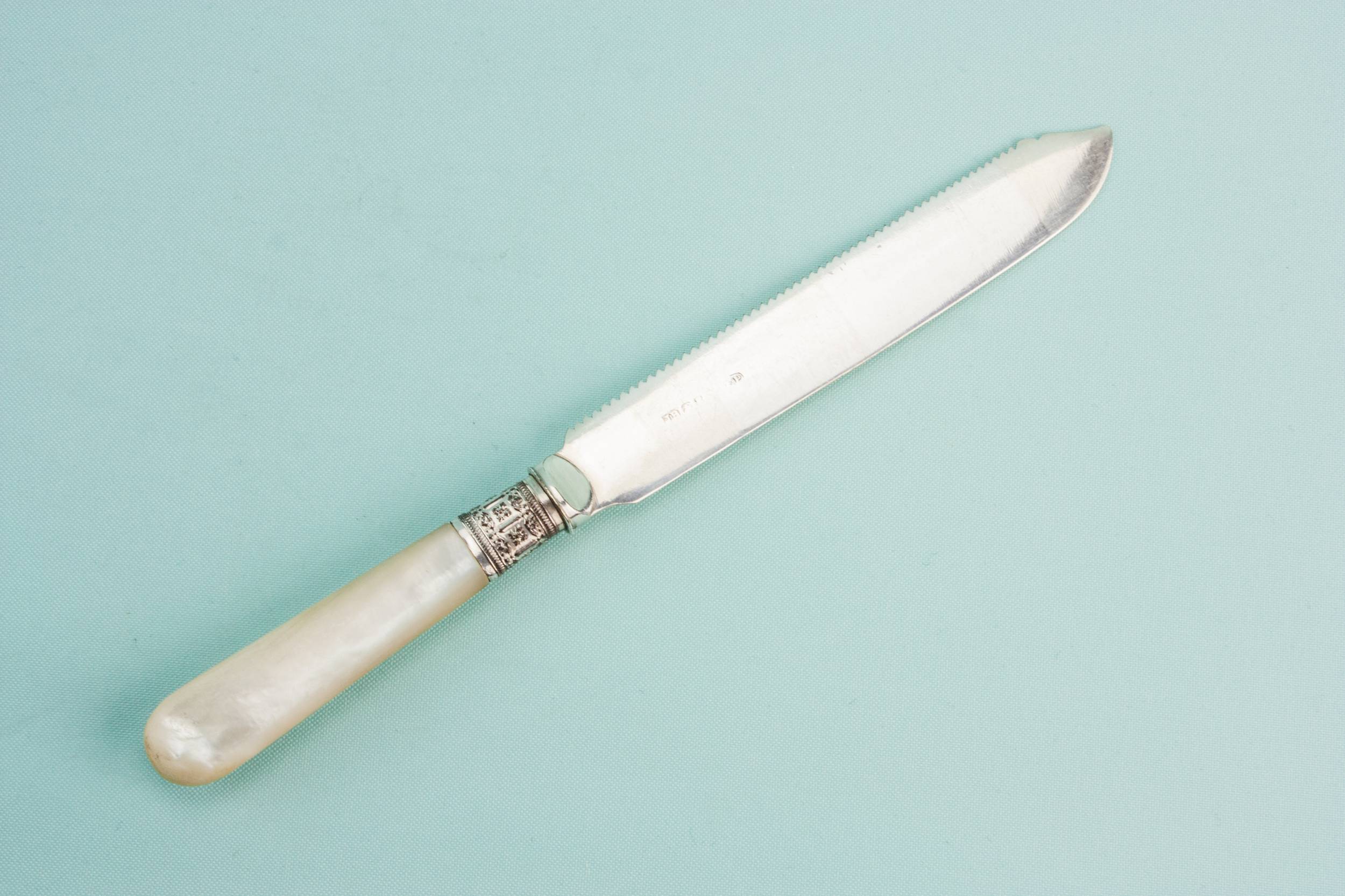 Victorian dessert knife 3