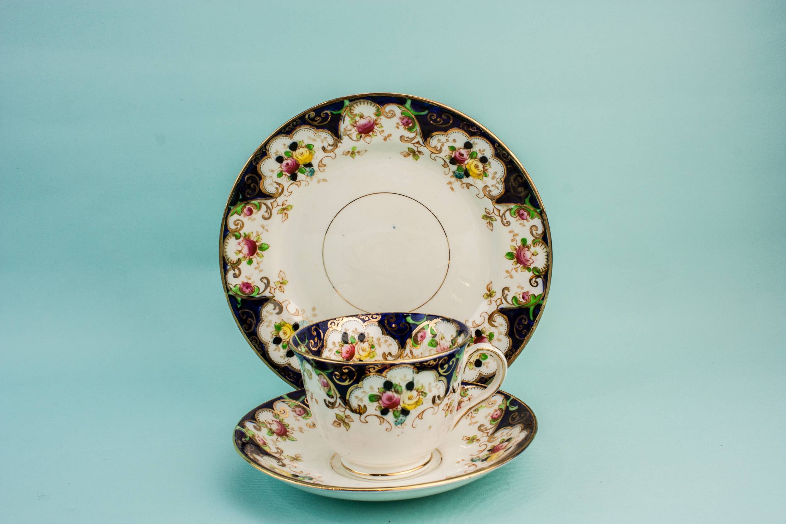 Persons Blue Elegant — Bone china tea set for six