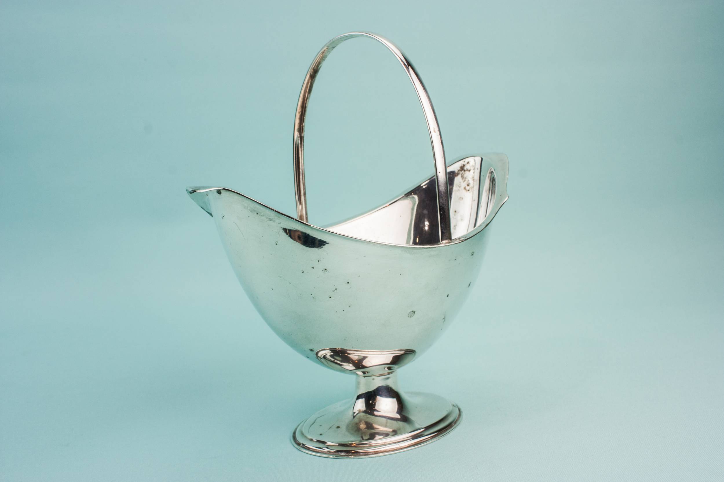 Silver Plated Metal — Art Deco serving bowl 1