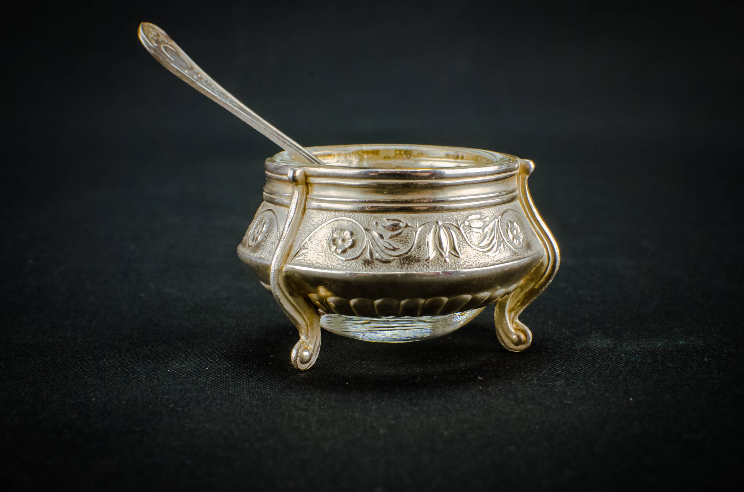 Silver Plated Metal — Small mustard pot 2