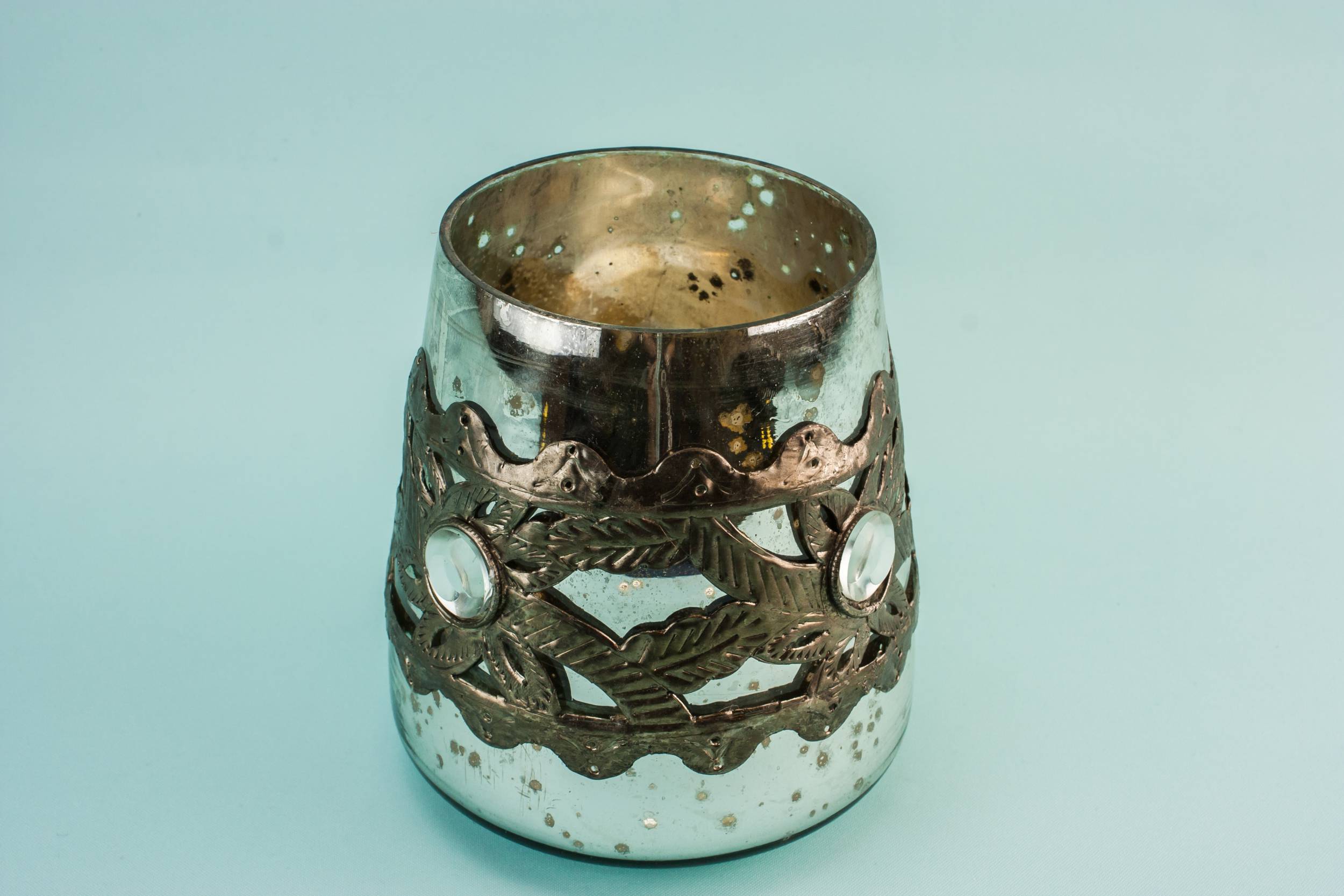 Elegant Modernist Glass — Small tapered vase