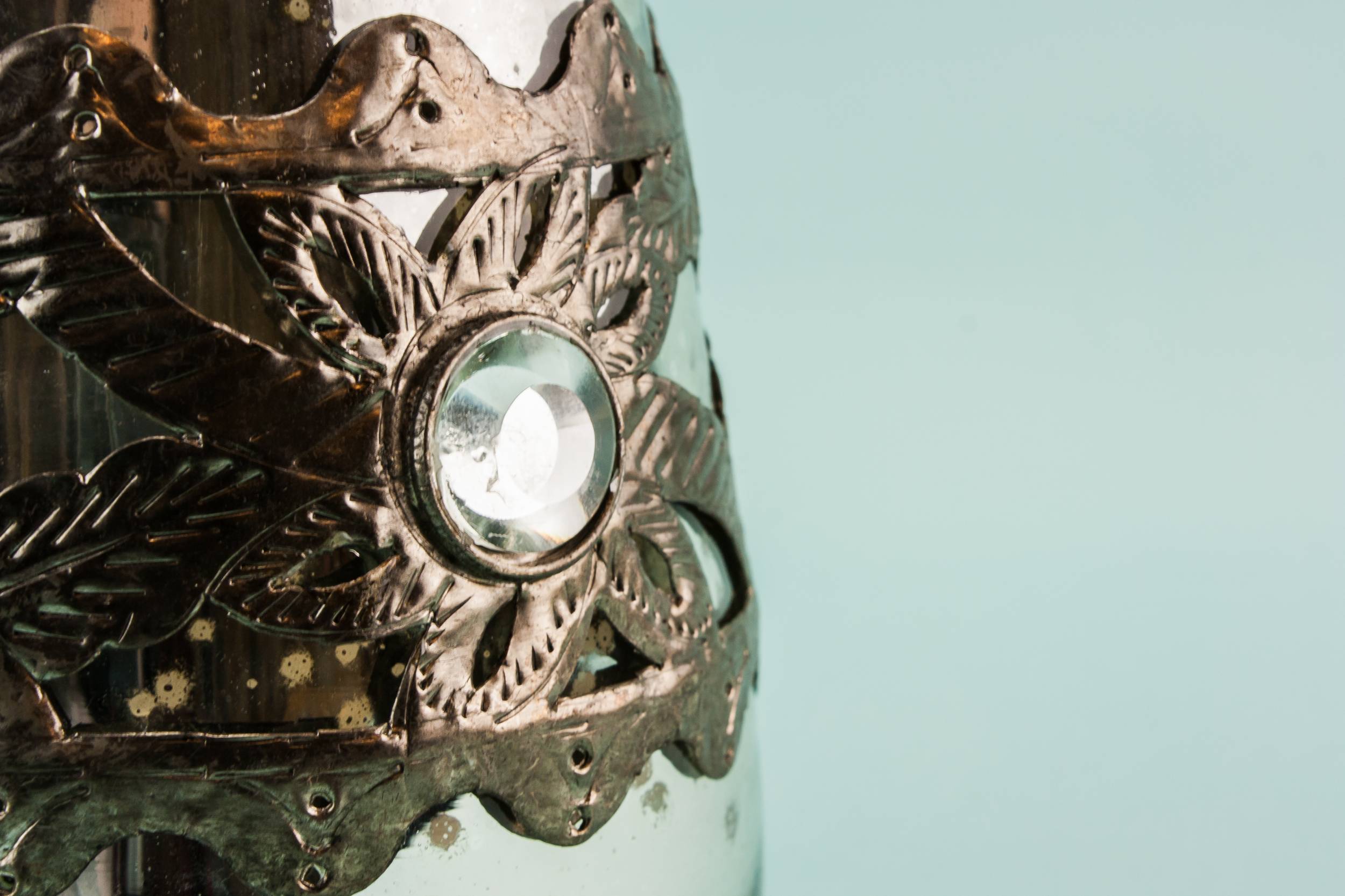 Elegant Modernist Glass — Small tapered vase 2