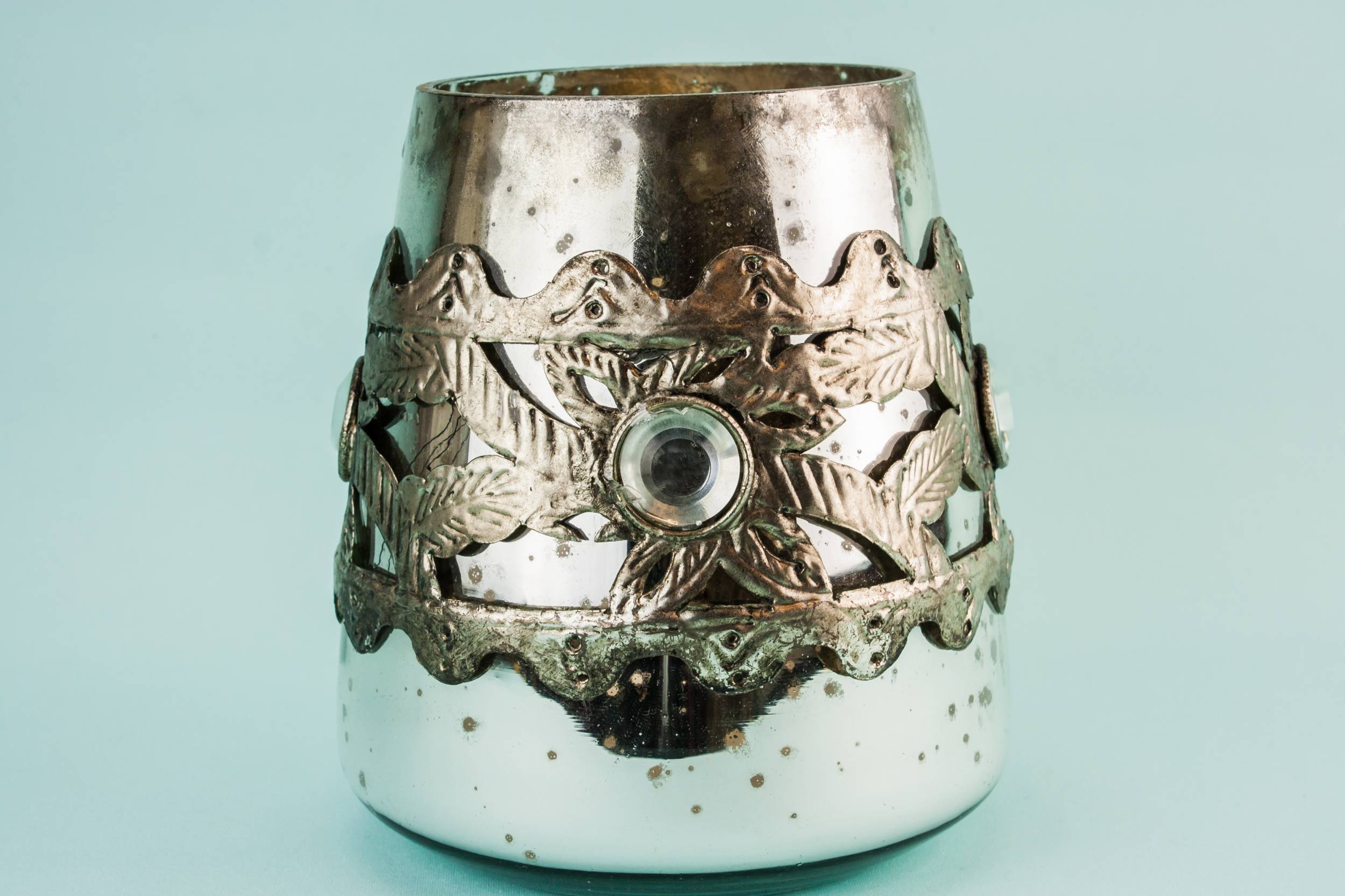 Vintage Shabby Chic — Glass retro vase 1