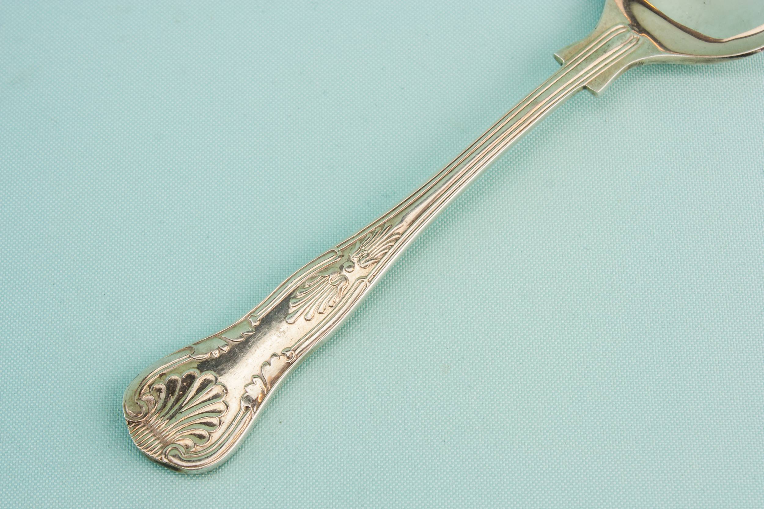 Vintage Silver Plated — 4 Neo-Classical spoons 2