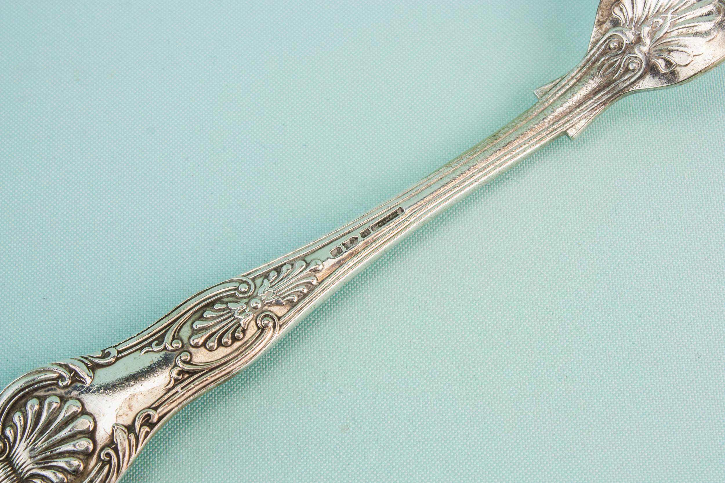 Vintage Silver Plated — 3 Neo-Classical dinner forks 3