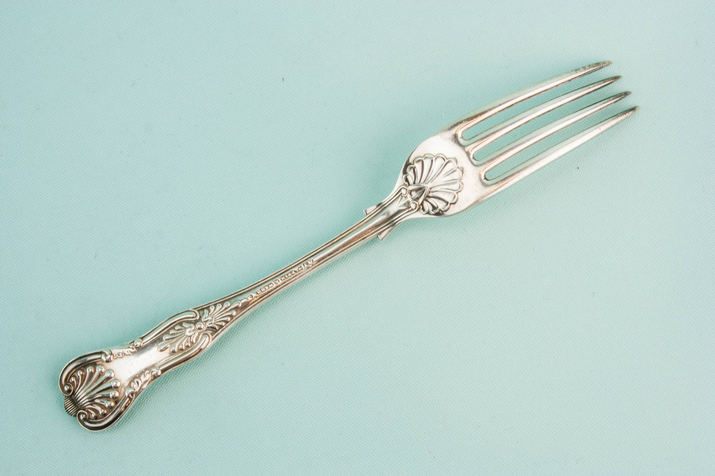 Neo-Classical Silver Plated — 3 medium dinner forks 1