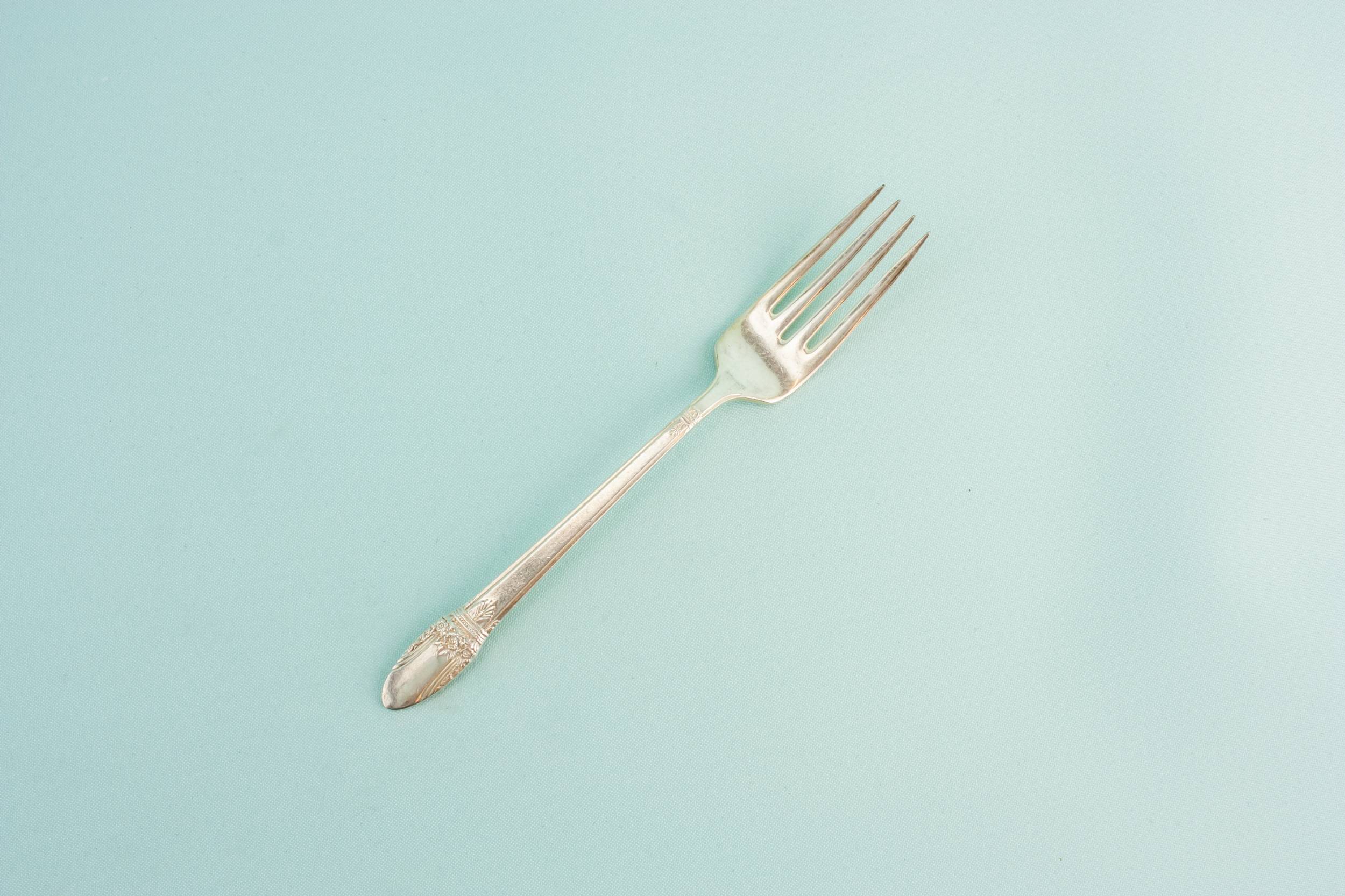 Silver Plated Metal — 8 Art Deco dinner forks