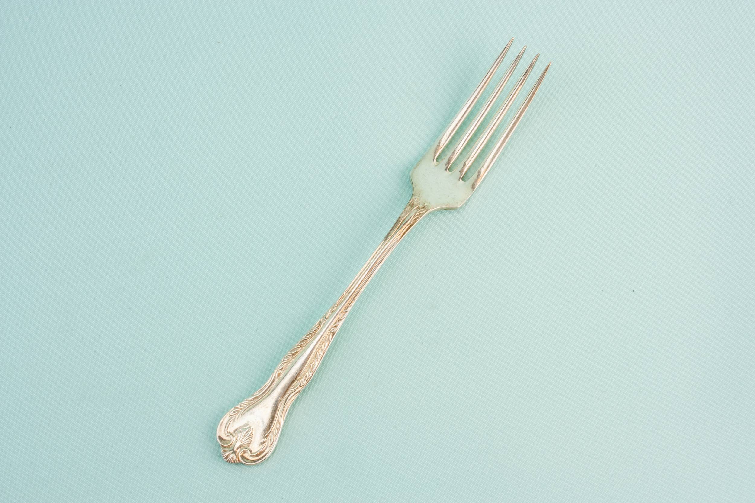 Vintage Silver Plated — 6 Neo-Classical dinner forks